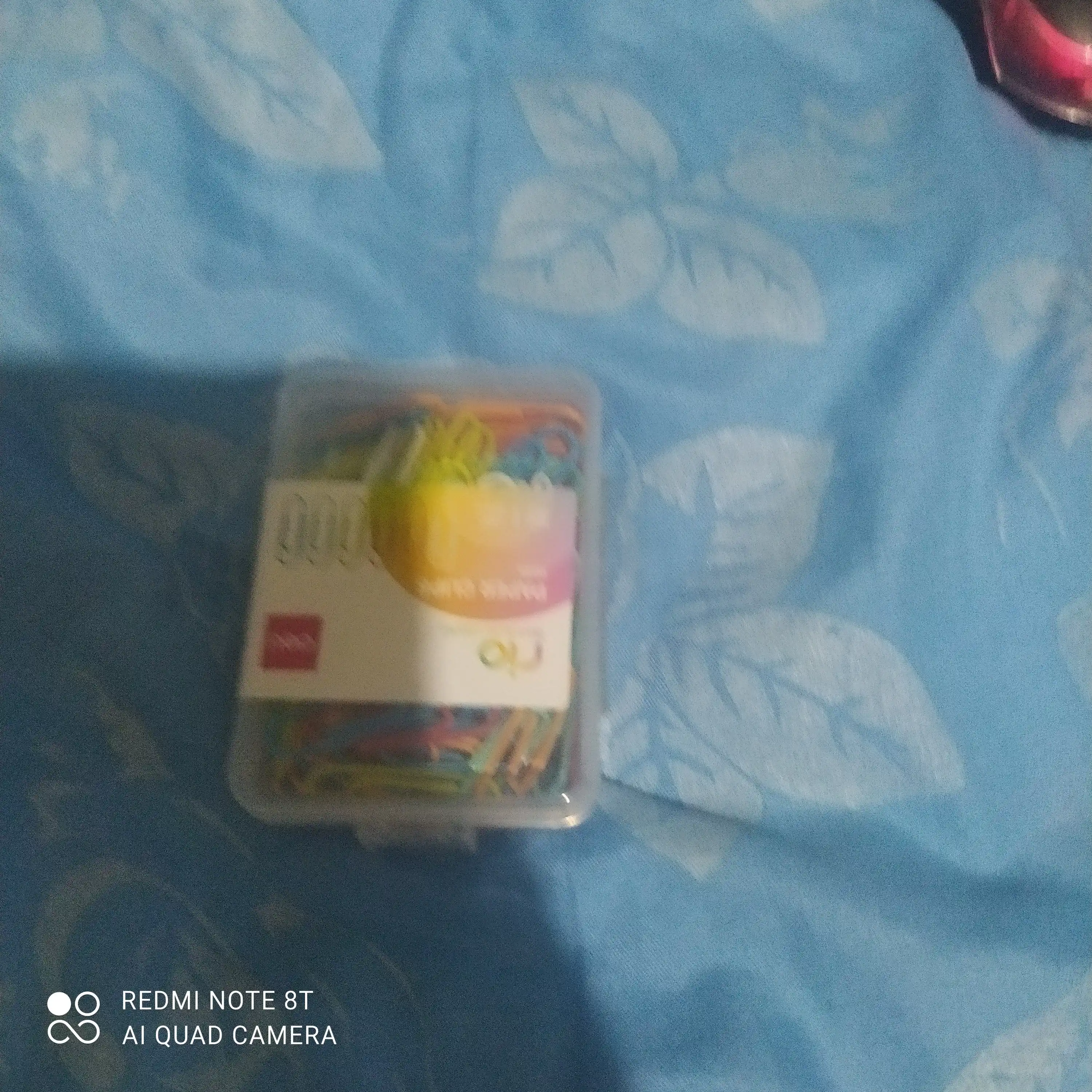 Qisqichlar rangli 29 mm, qutida 100 dona, Deli E0024