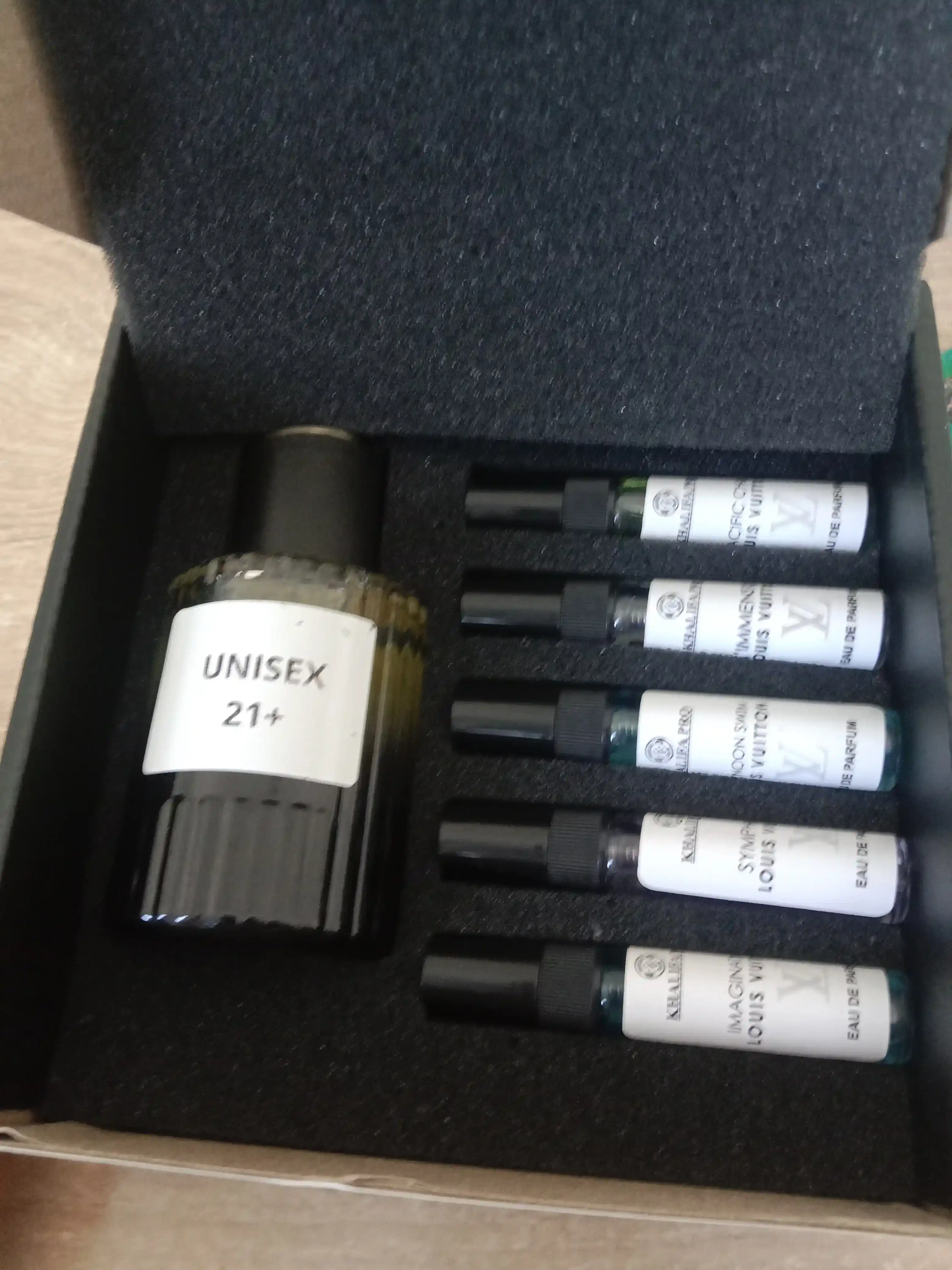 Unisex 21+ Eau de Parfum, erkaklar va ayollar uchun uzoq muddatli ta'sirga ega