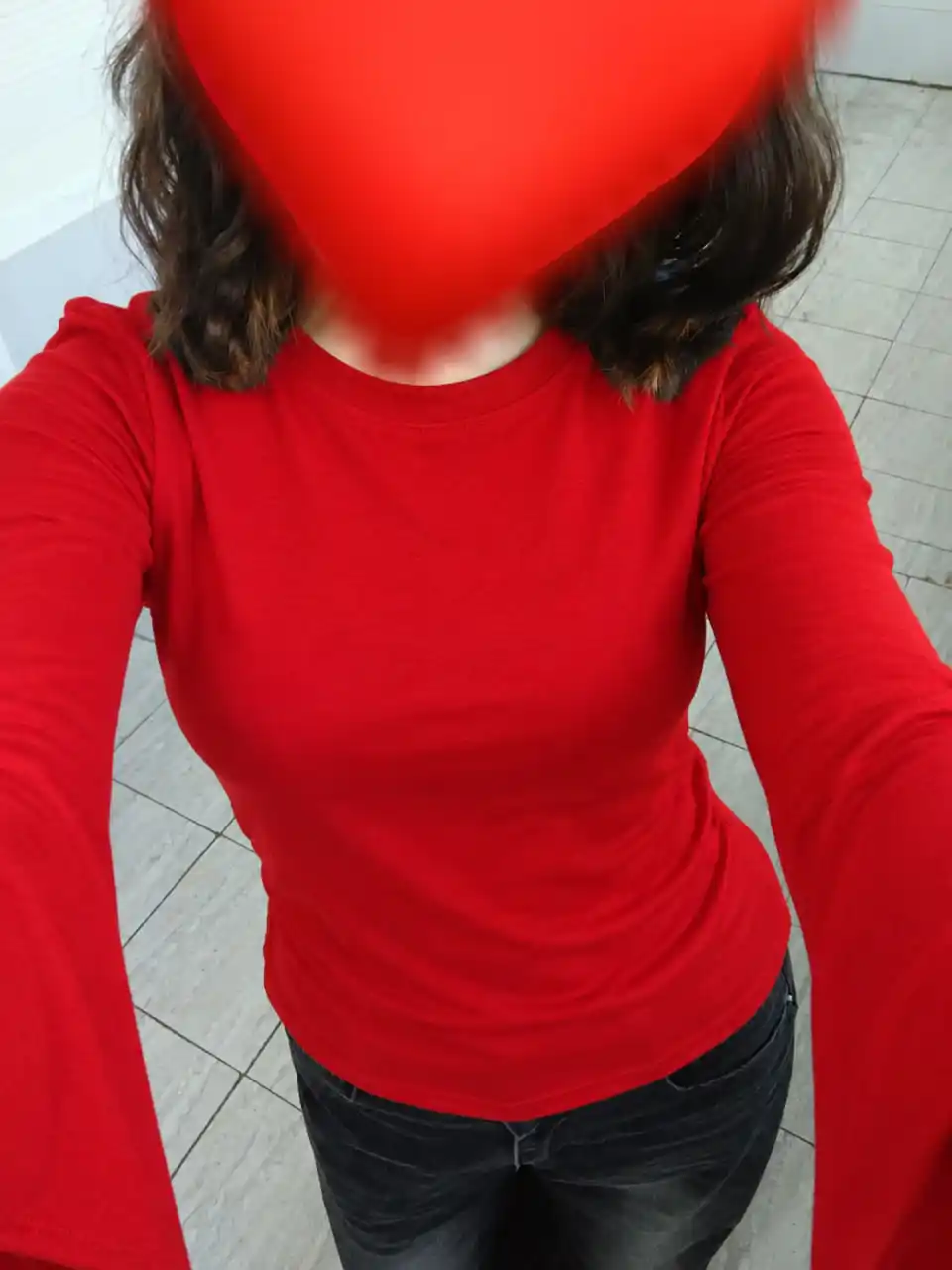 Ayollar uchun orqasi bog‘ichli kofta