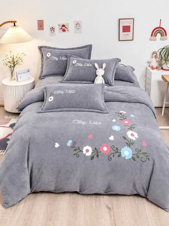Qishki pastel komplekti Milk Velvet, 4 qismli, 200×230 sm antistatik, yumshoq va issiq - 