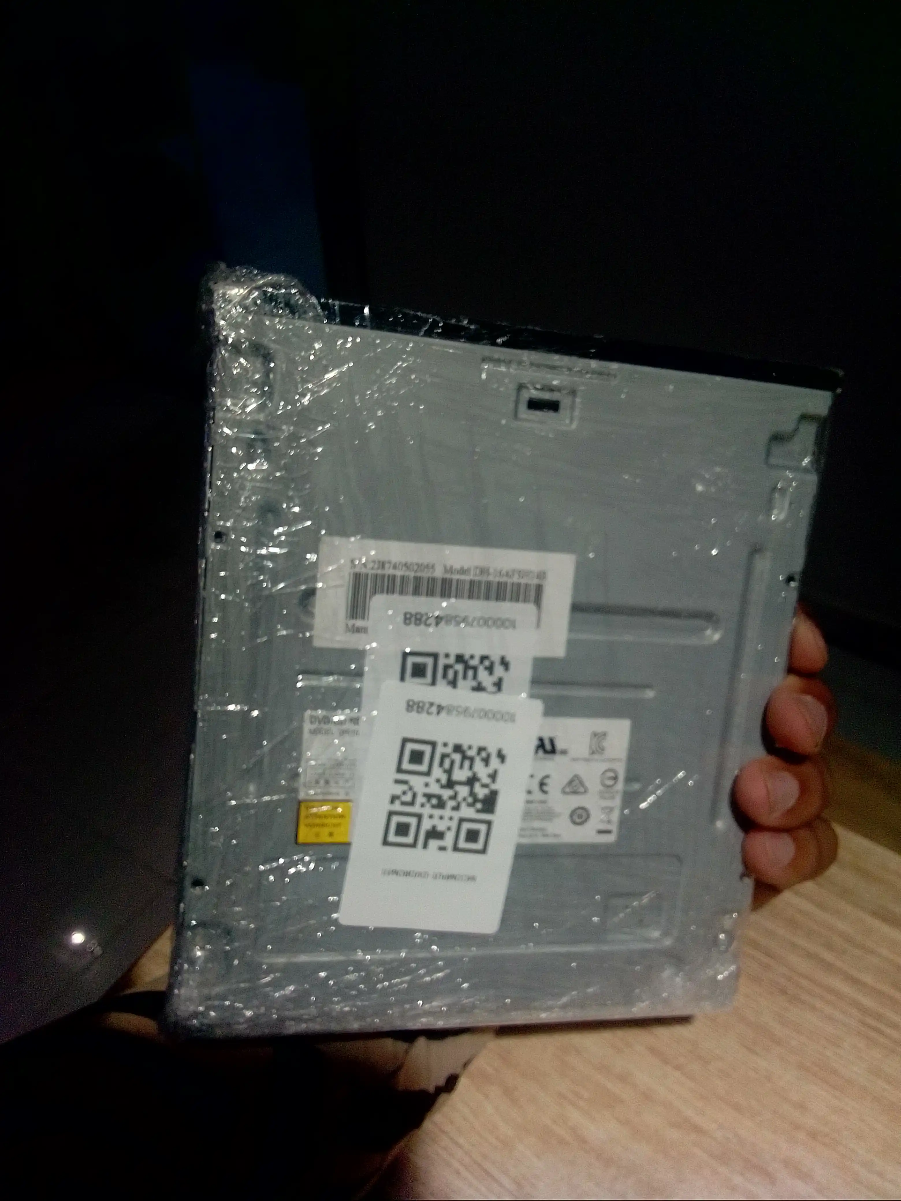 DVD-RW SATA optik o'quvchi Lite-On, kompyuter keys ichiga o'rnatish uchun