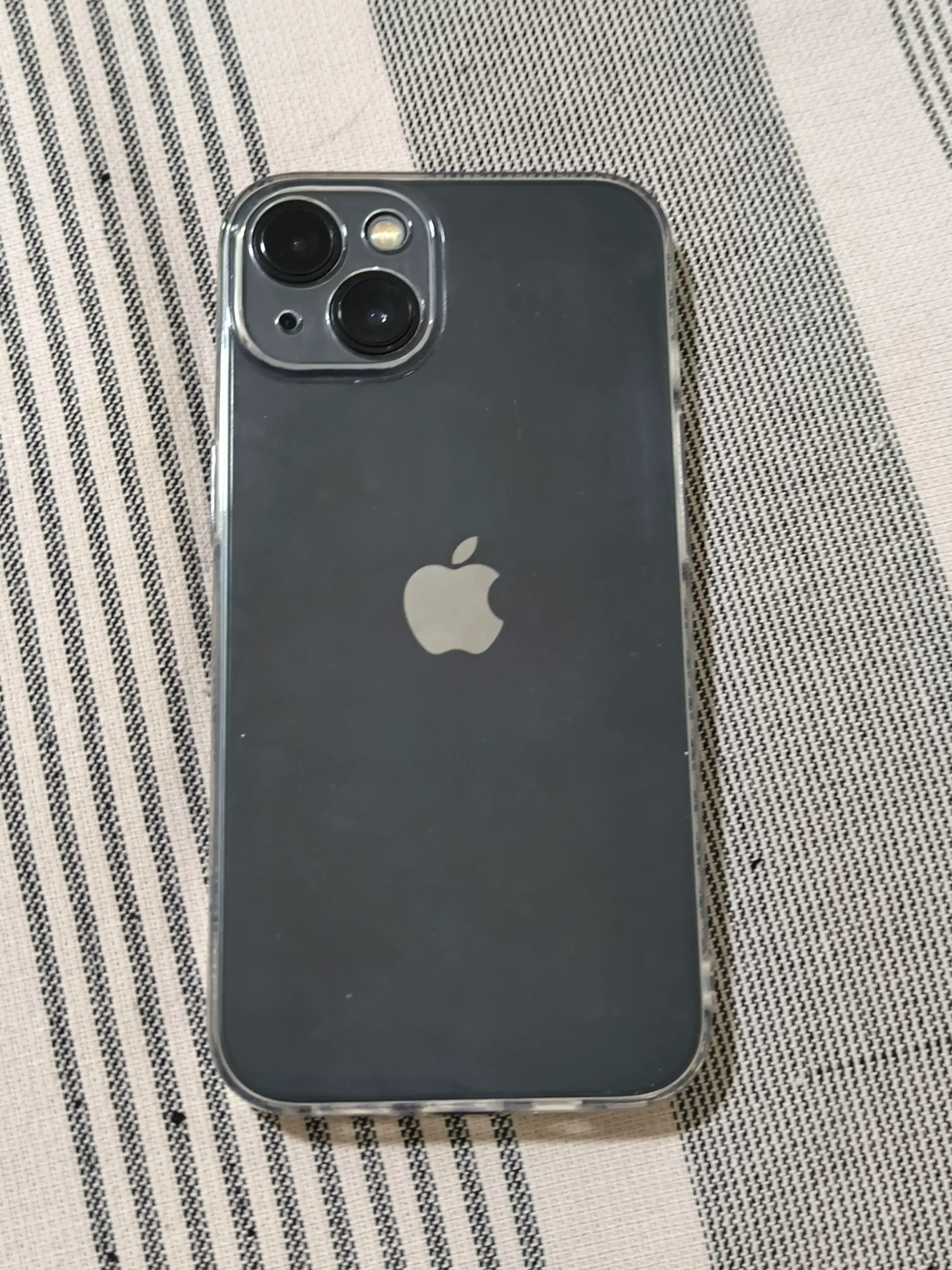 Apple iPhone 13 128GB SIM + eSIM IMEI зарегистрирован