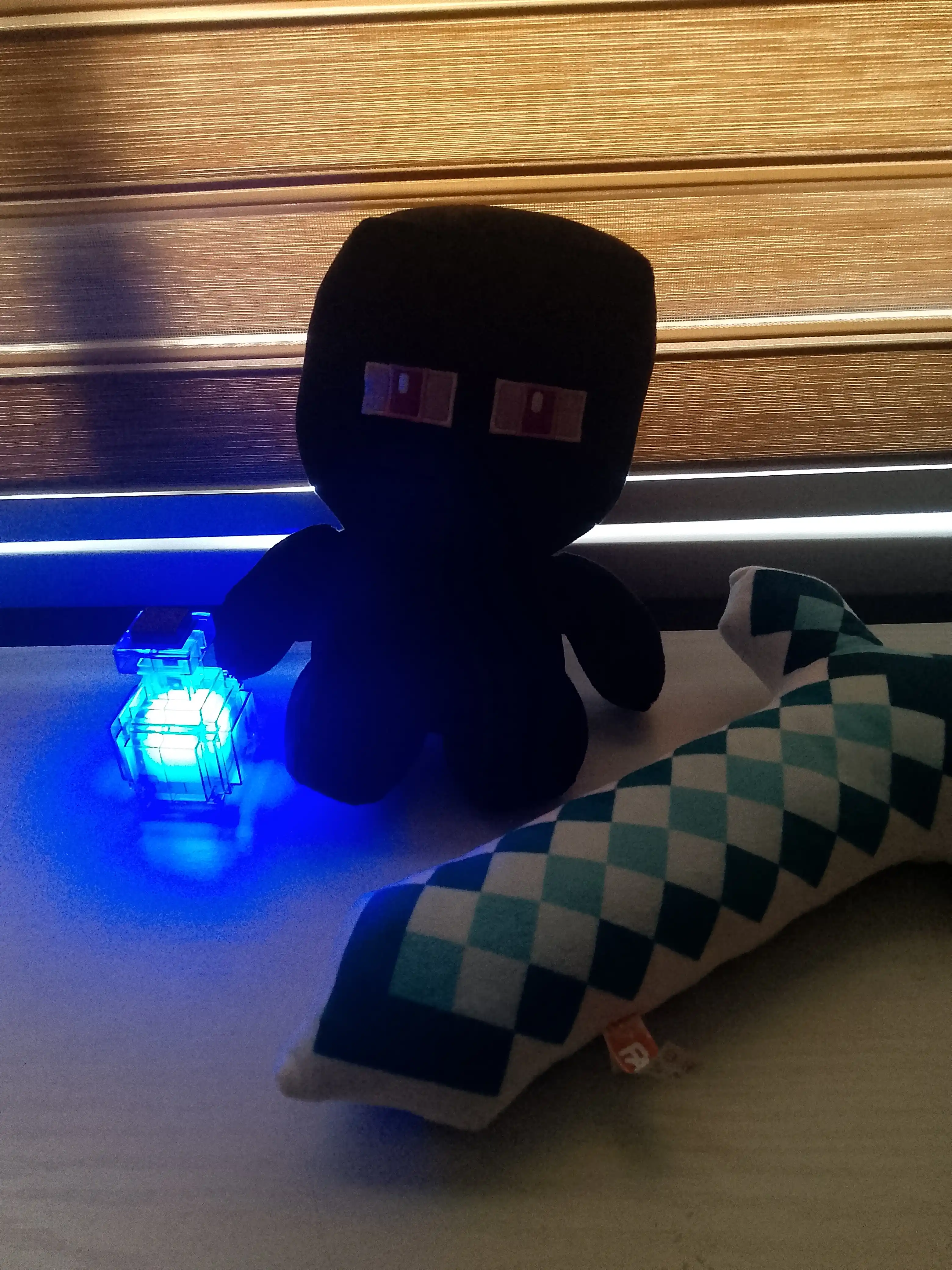 Garri Potter va Minecraft mavzusidagi yumshoq o'yinchoqlar
