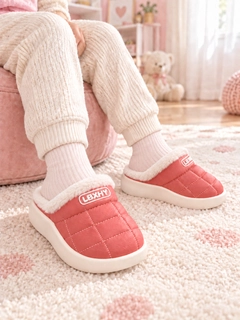 Розовый