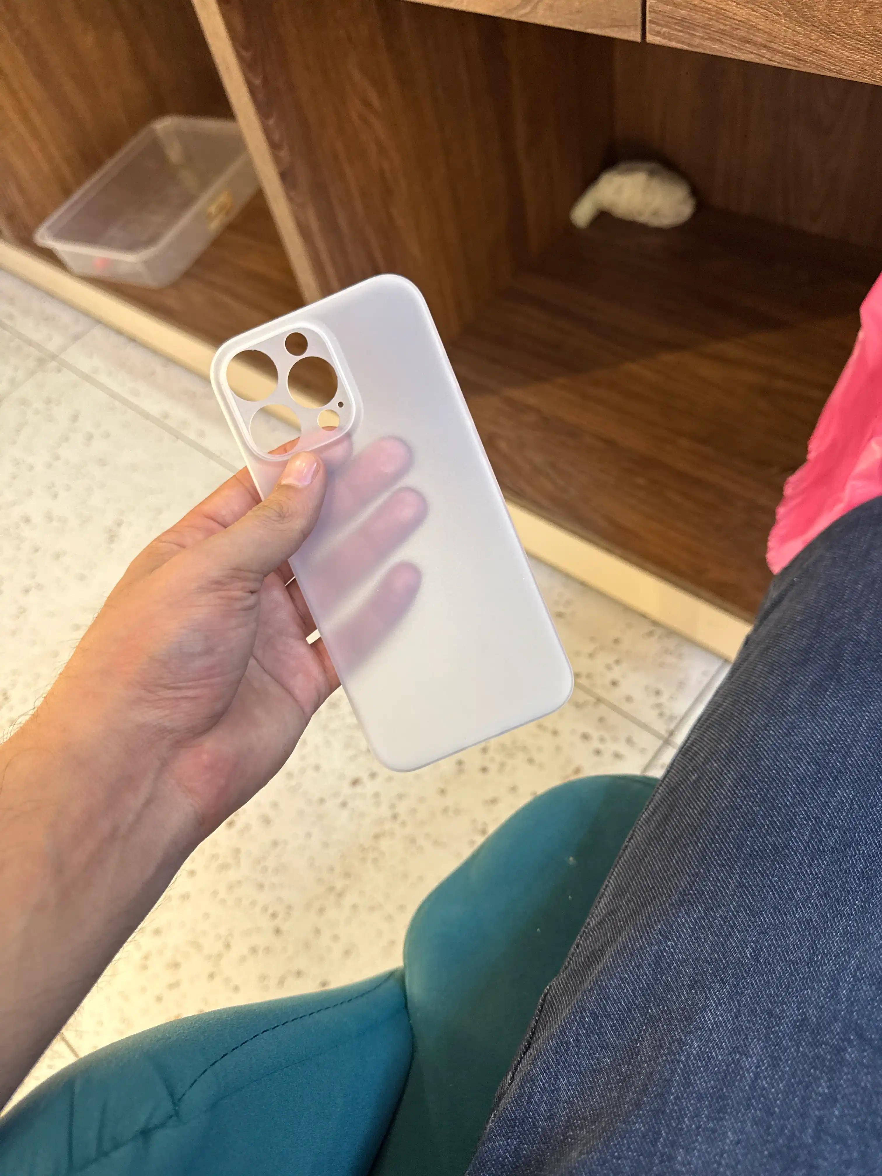 IPhone 16 Pro Max, 15 Pro K-Doo uchun o‘ta yupqa g‘ilof