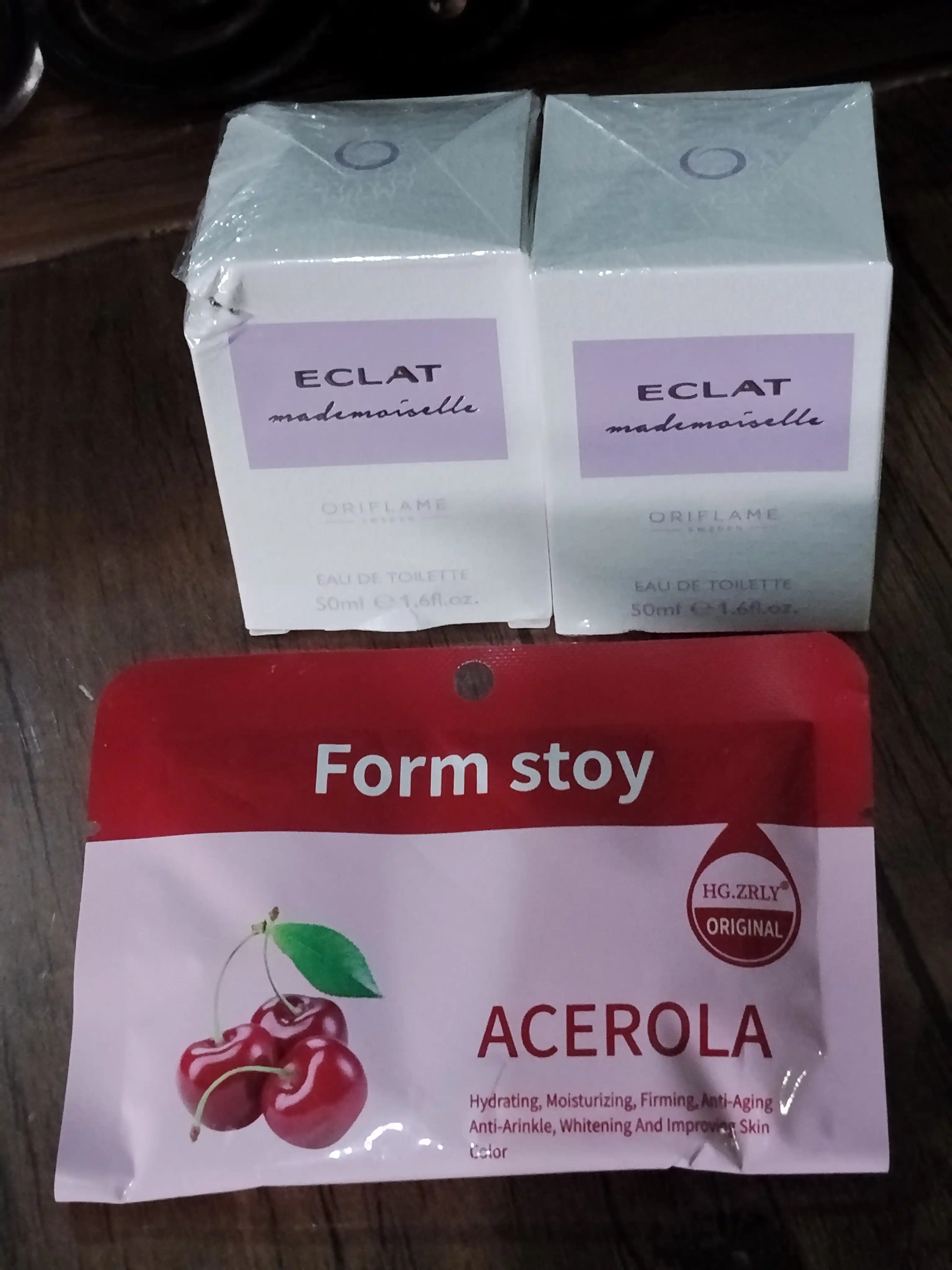 Ayollar Xushbo'ylangan suv Eclat Mademoiselle  50 ml — nafis va yoqimli hidli parfum