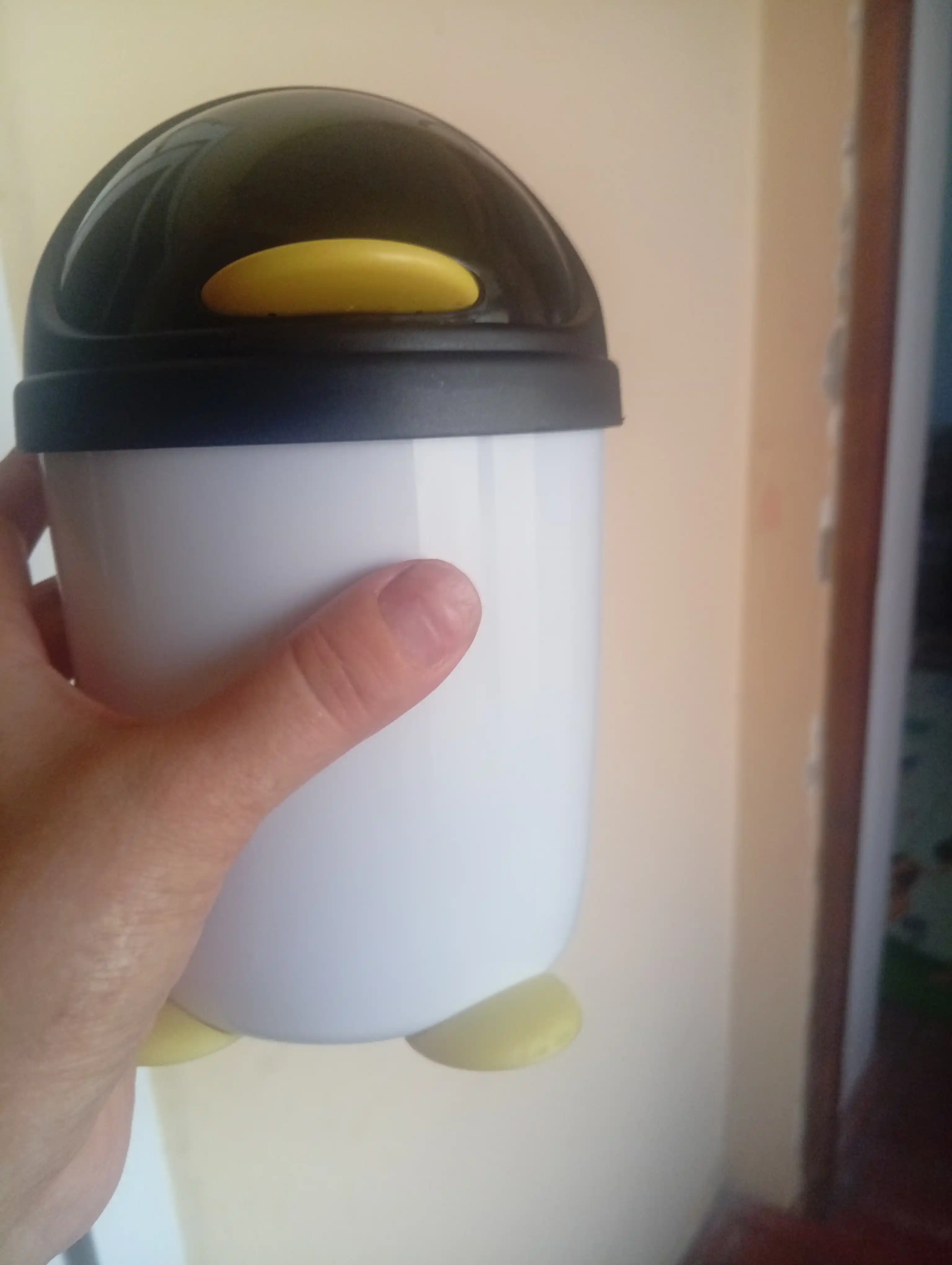 Mini chiqindi qutisi stol usti uchun penguin dizayn