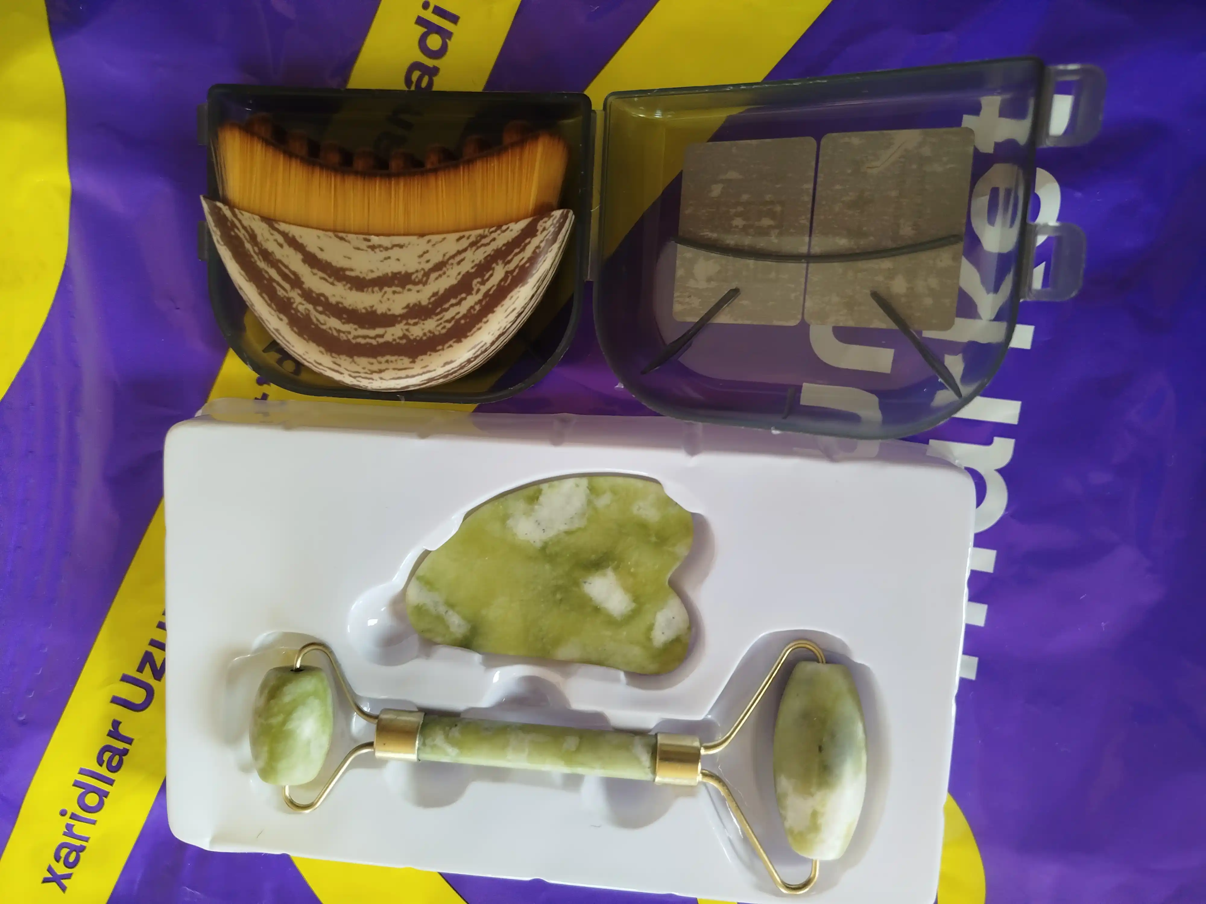 Massaj cho‘tkasi, yuz uchun massaj apparati - lifting