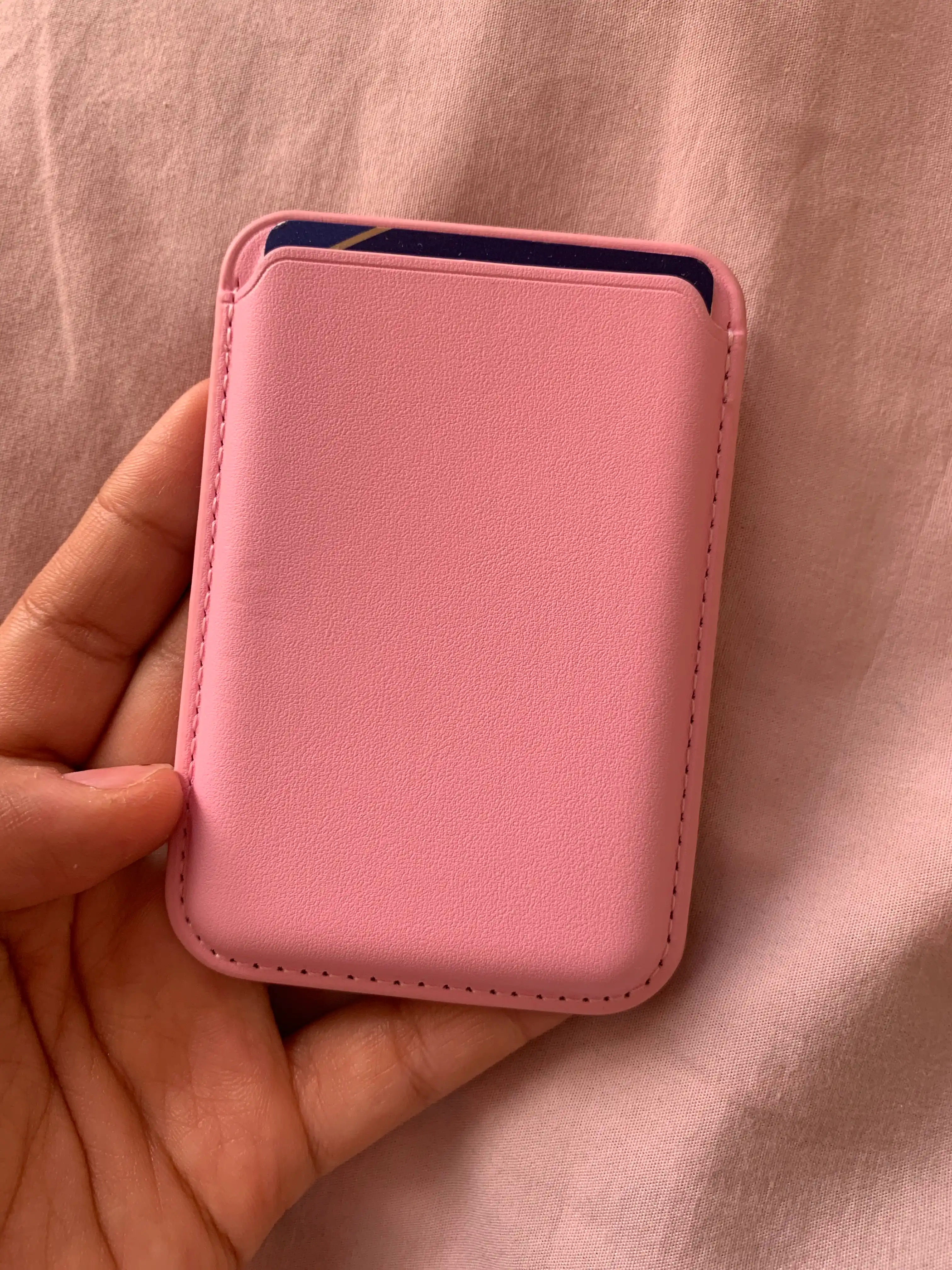 IPhone uchun MagSafe kartxolder, magnitli karta ushlagich