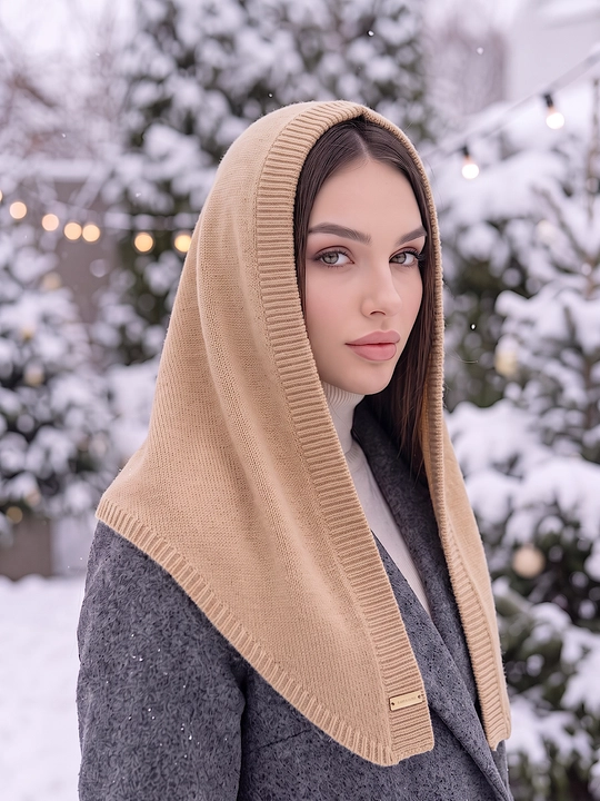 Ayollar qishki to'plami: beret shapka, shapkali romol, shapka sharf