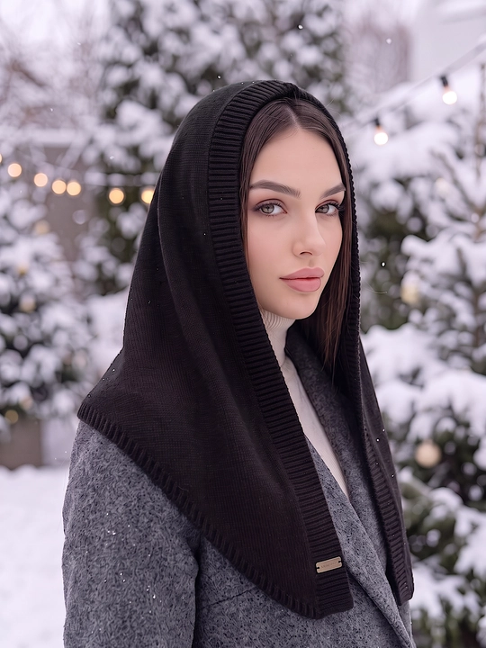Ayollar qishki to'plami: beret shapka, shapkali romol, shapka sharf