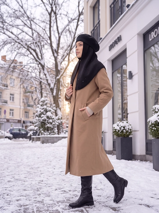 Ayollar qishki to'plami: beret shapka, shapkali romol, shapka sharf