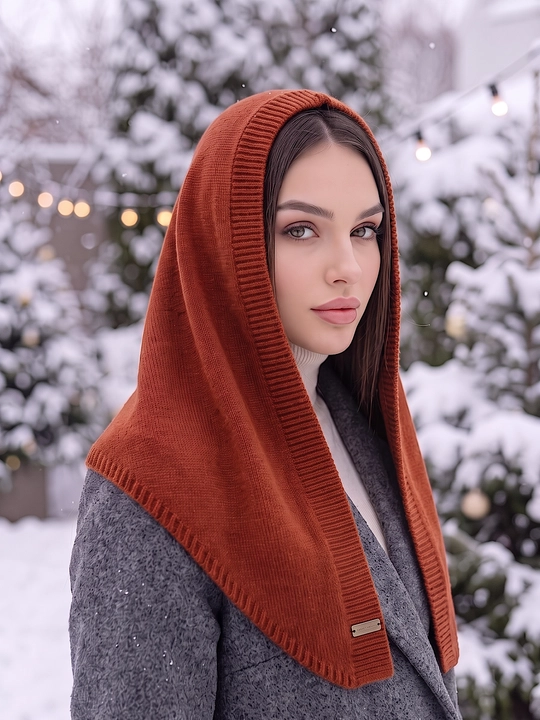 Ayollar qishki to'plami: beret shapka, shapkali romol, shapka sharf