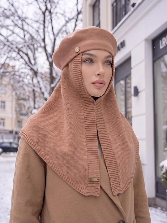 Ayollar qishki to'plami: beret shapka, shapkali romol, shapka sharf