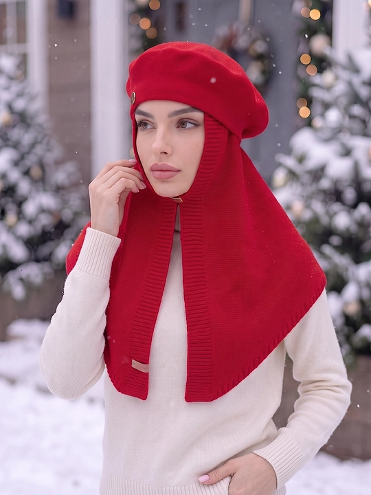 Ayollar qishki to'plami: beret shapka, shapkali romol, shapka sharf