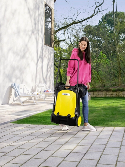 Karcher S 4 Twin 2in1 1.766-365.0 – ручная подметальная машина, для дома и сада
