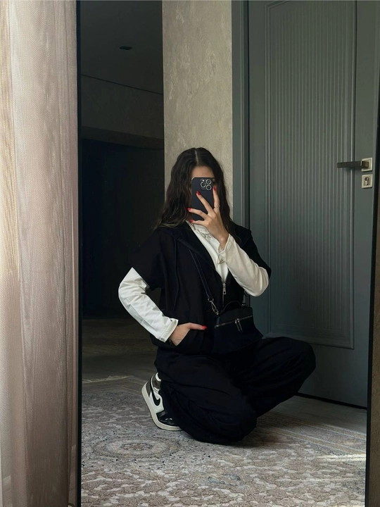 Ayollar kostyum-troyka Oversize,  kapyushonli jilet va longsliv, 46–50
