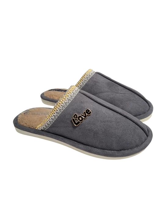 Ayollar uchun yumshoq uy shippaklari