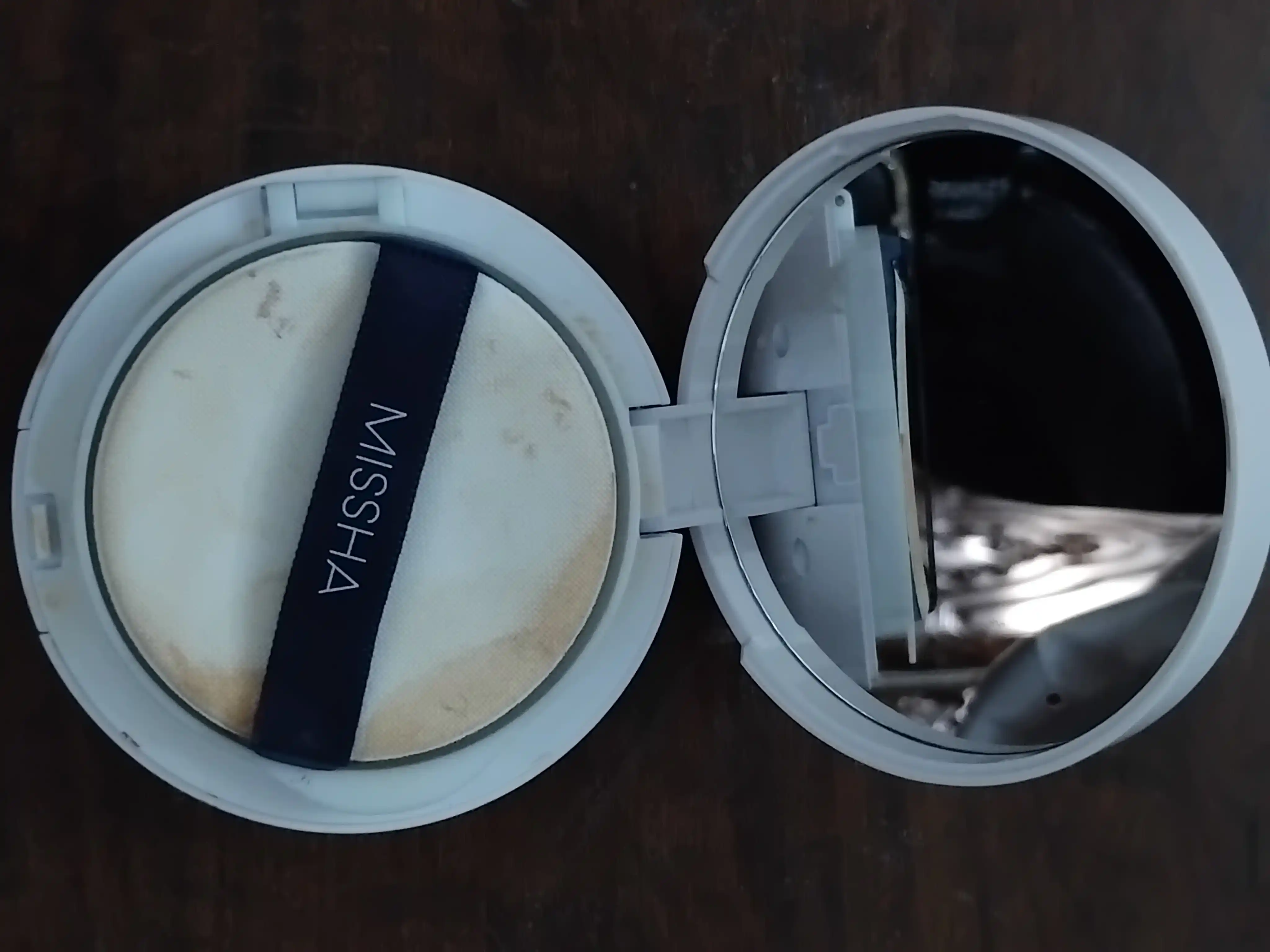 Namlovchi tonal yostiqcha Missha Magic Cushion Moist Up SPF50+ PA+++