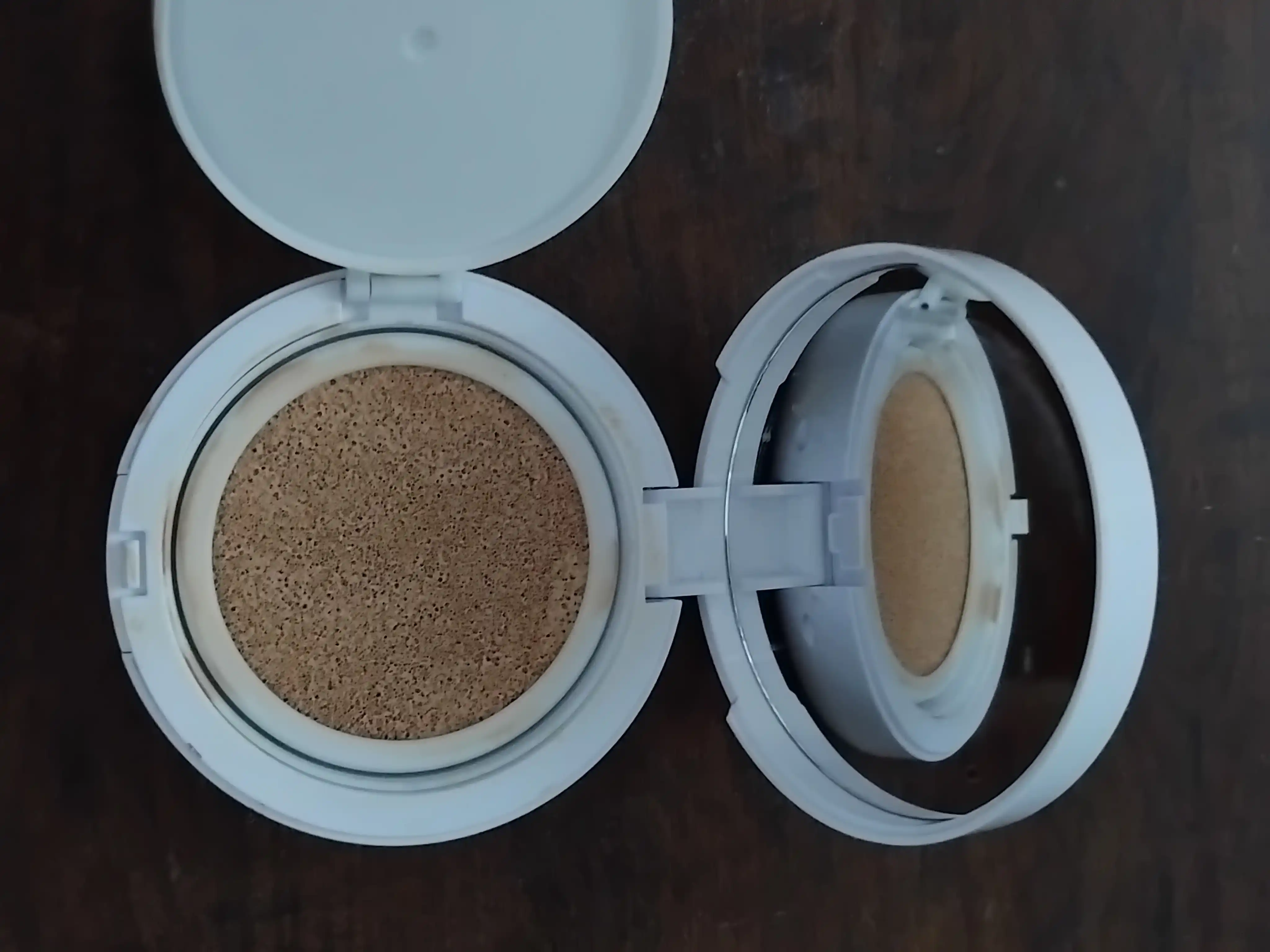 Namlovchi tonal yostiqcha Missha Magic Cushion Moist Up SPF50+ PA+++