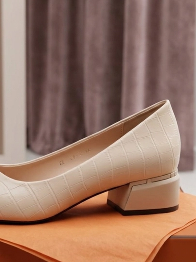 Past poshnali ayollar poyabzalining yangi modeli, 36-40-o‘lchamlar