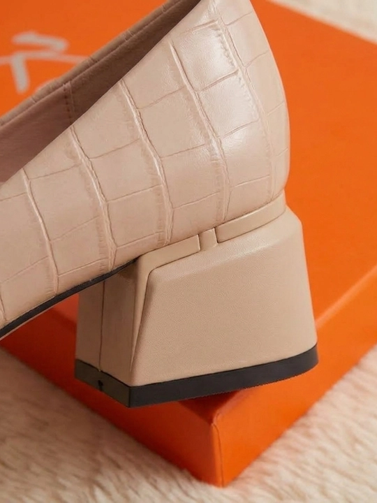 Past poshnali ayollar poyabzalining yangi modeli, 36-40-o‘lchamlar