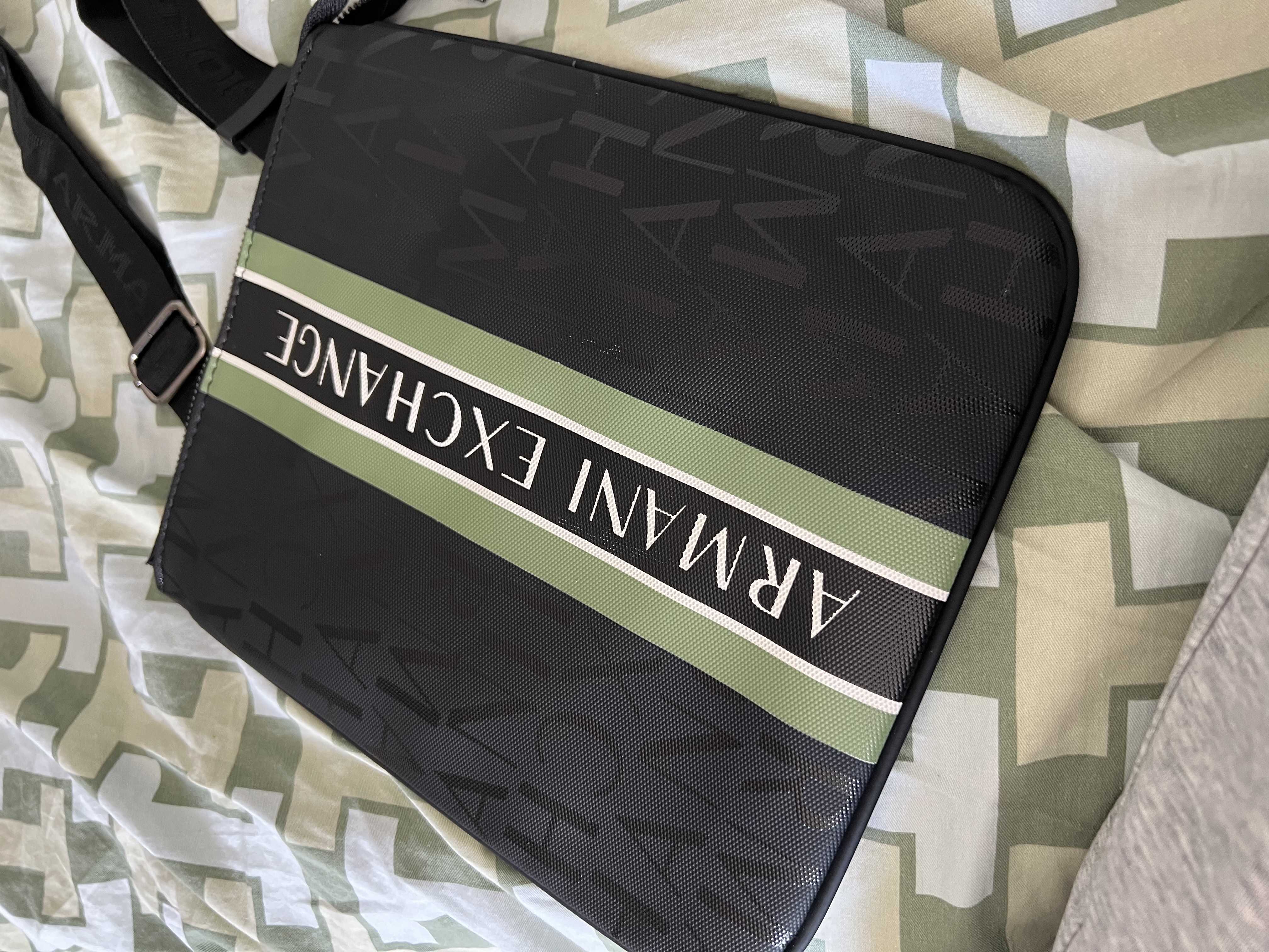 Мужская сумка через плечо Armani барсетка для документов