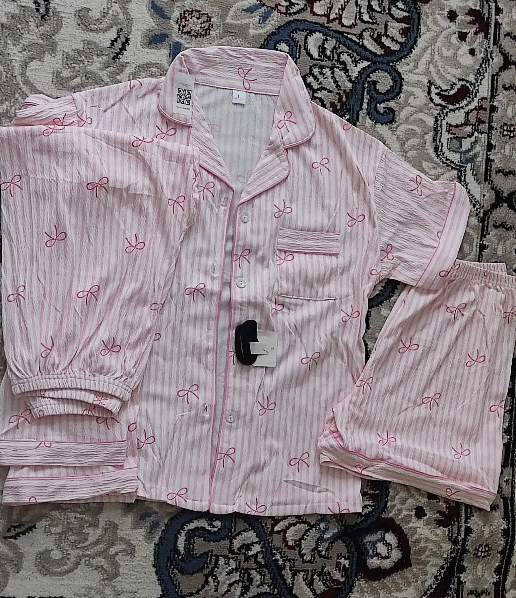 Ayollar uchun 3 ta 1 da pijama, shim va shortilar