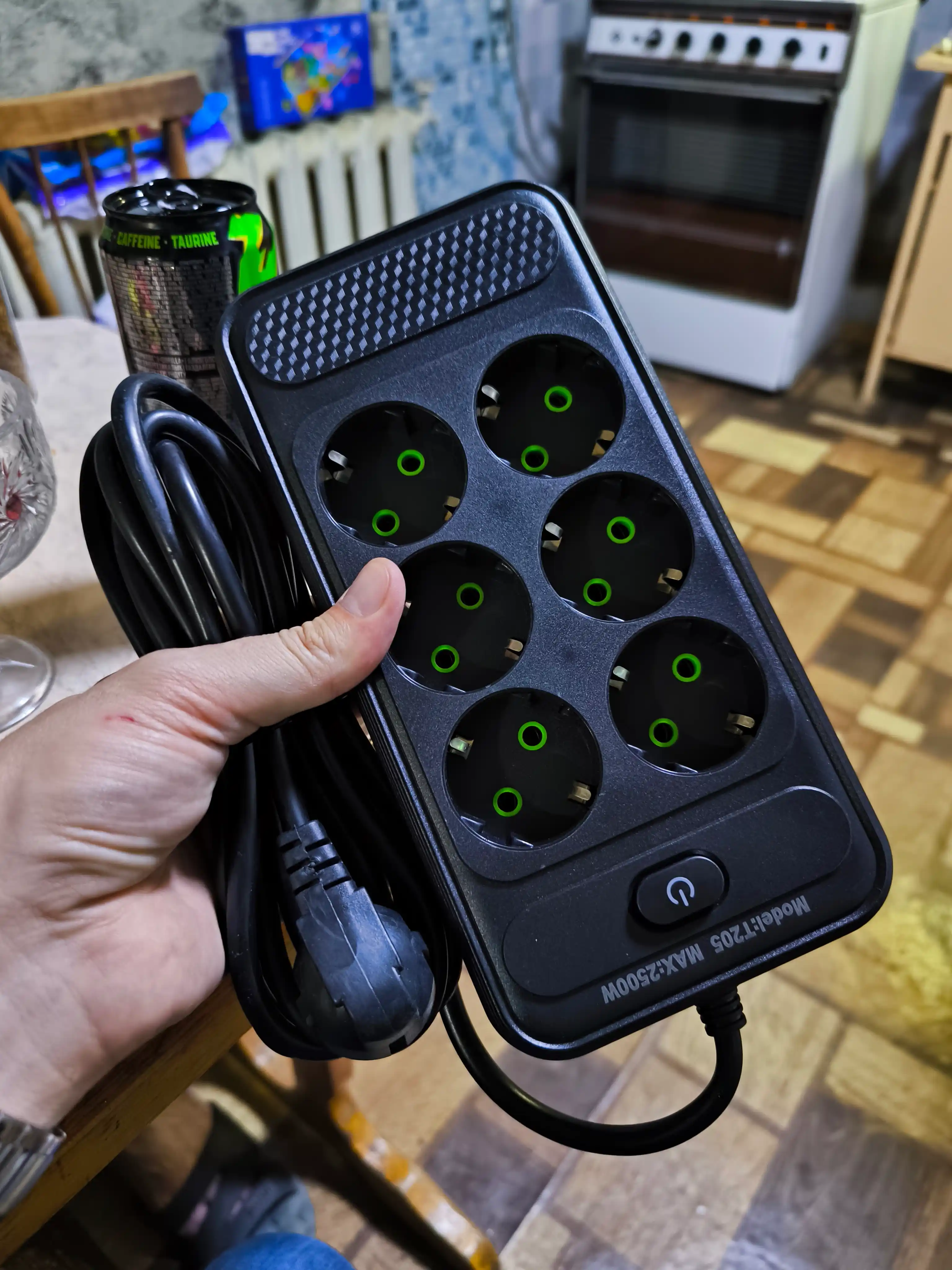 Elektr uzatma kabeli, kuchlanishdan himoyalovchi, pilot