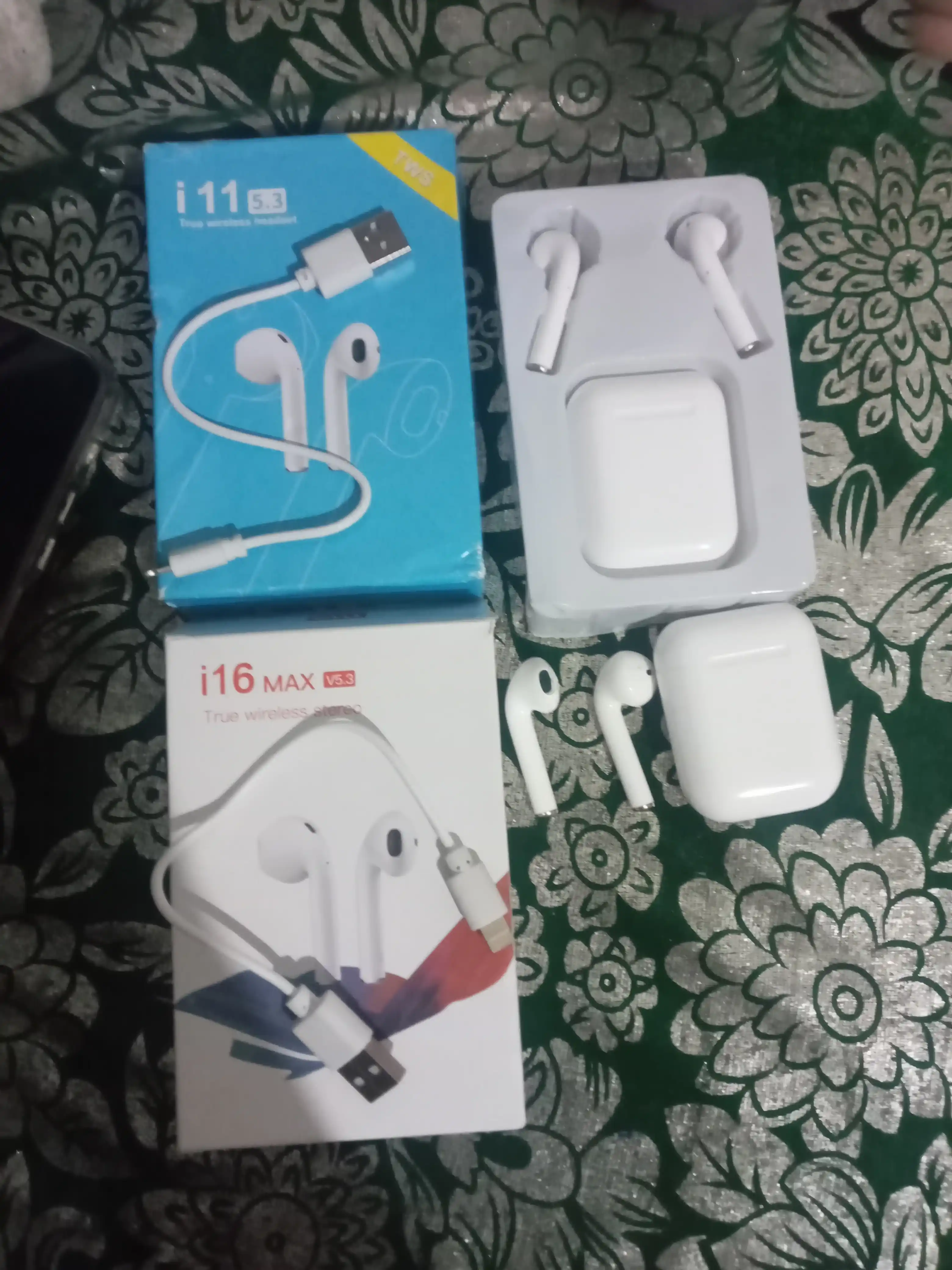 TWS quloqchin i11, i12, i15, i18, Bluetooth 5.0, mikrofolli, sensorli boshqaruv