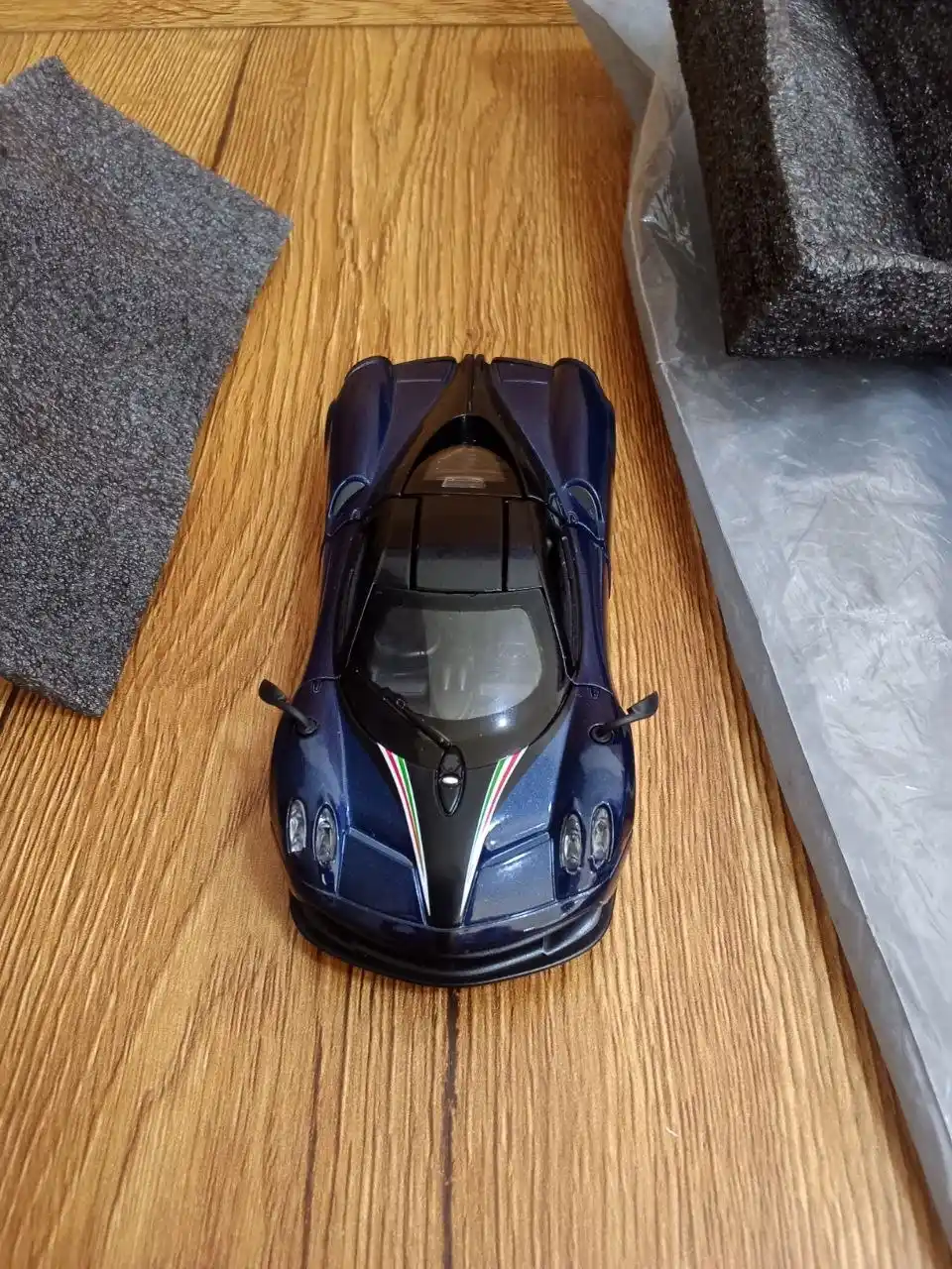 Temirli mashina. BMW, Bugatti va Pagani 1:36 masshtab. Sovg'a uchun kolleksiya uchun
