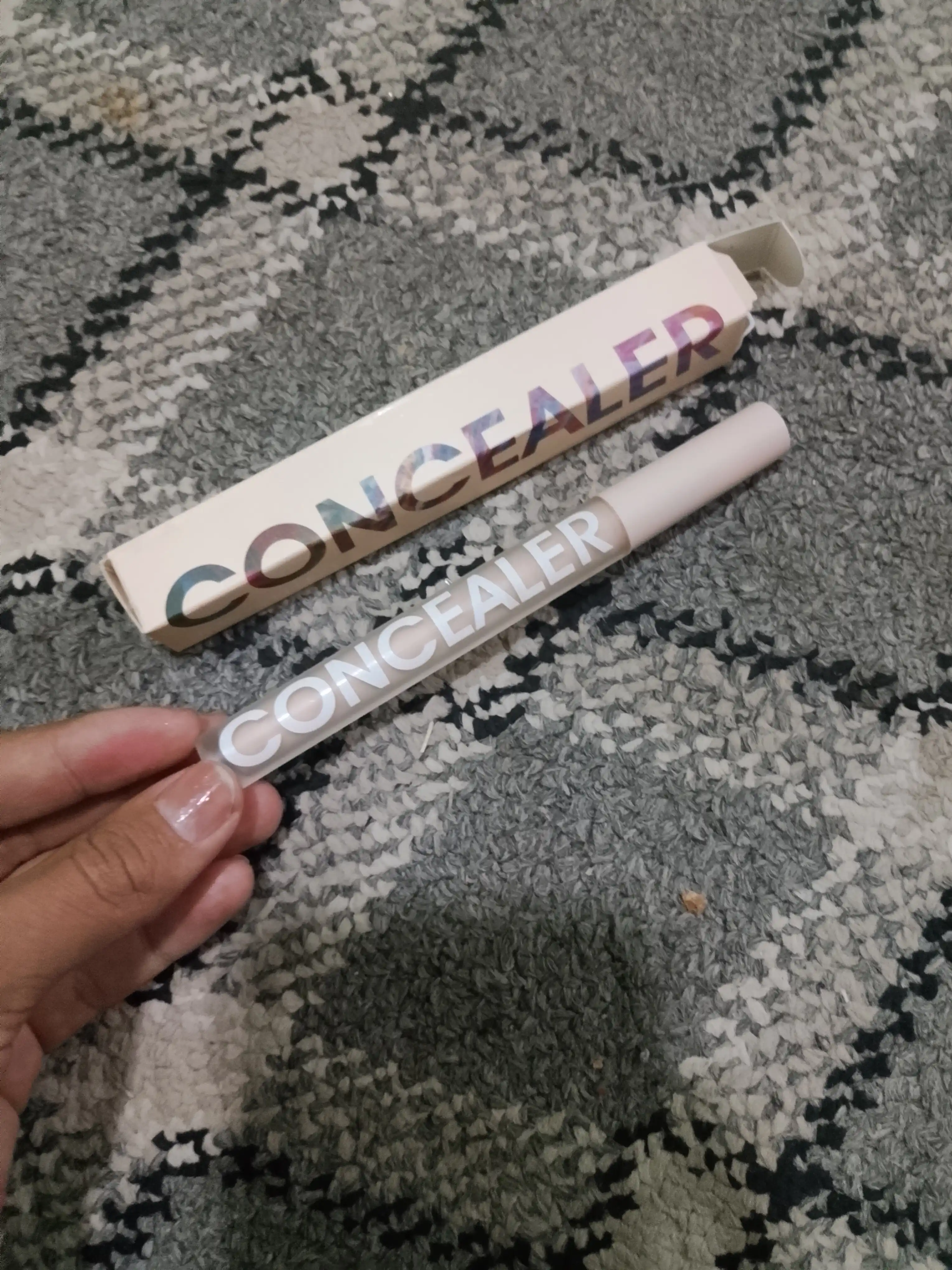 Консилер Concealer для лица, вокруг глаз