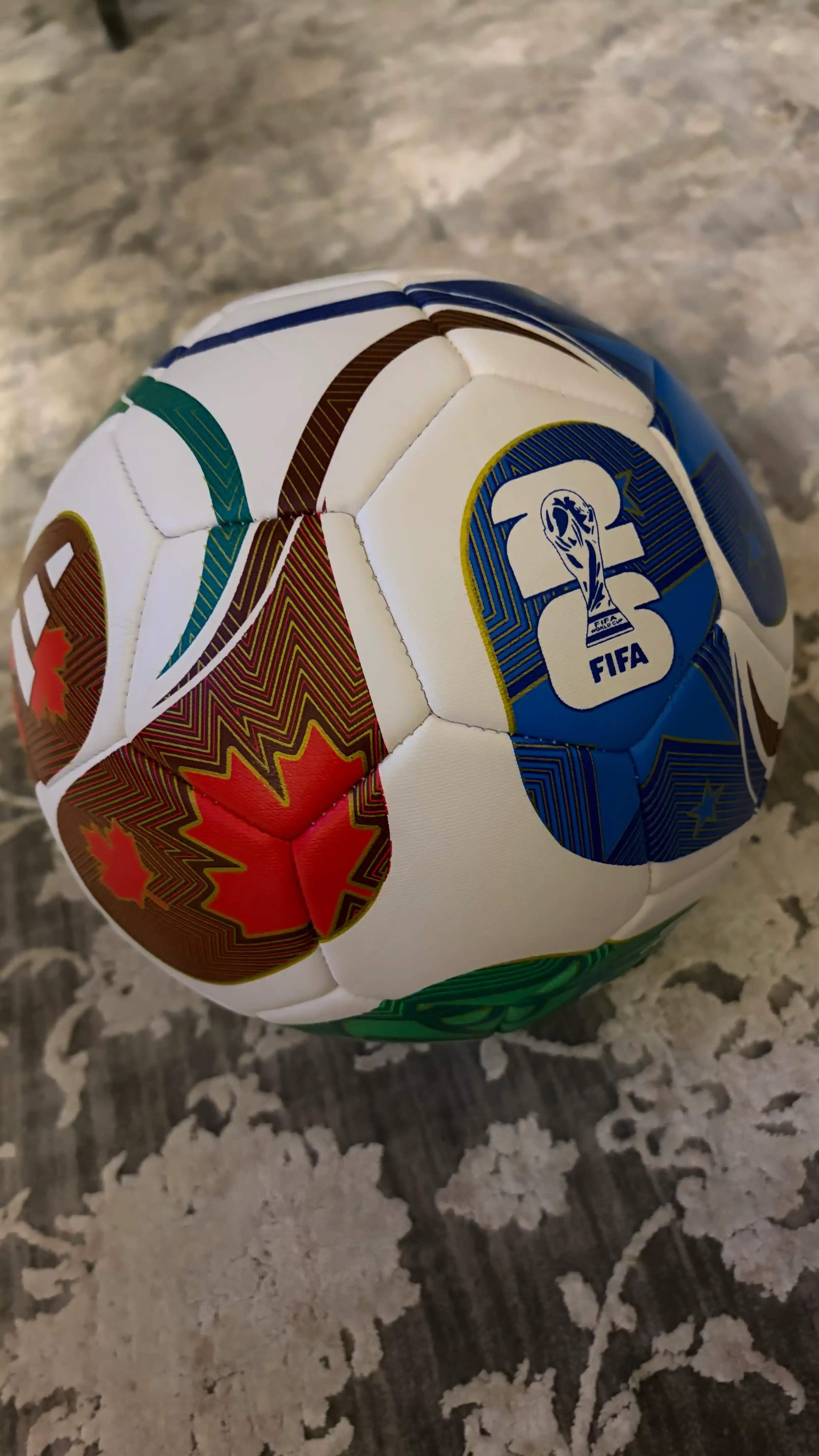 Futbol to‘pi to‘plam bilan (nasos, sumka, to‘r, igna), o‘yin va mashg‘ulotlar uchun