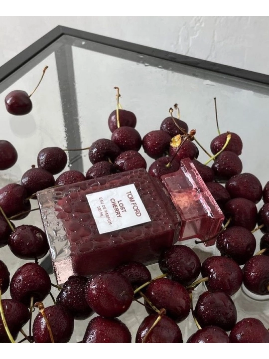 Ayollar uchun atir, parfyumlangan suvi Tom Ford Lost cherry, Tom ford, Lost cherry