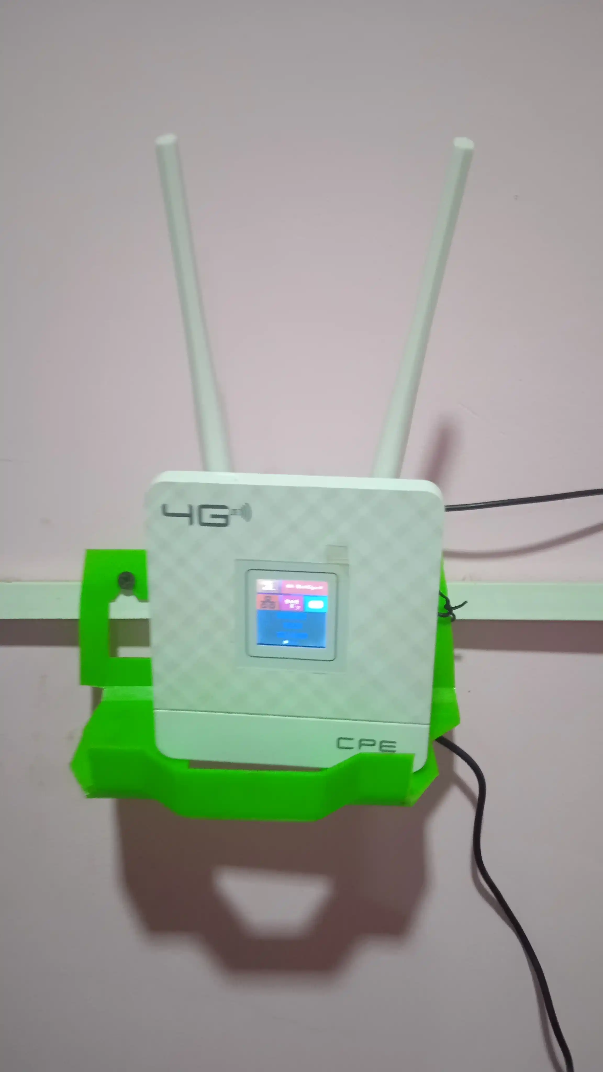 Wi-Fi роутер, модем 4G CPE-903B со слотом для SIM-карты, 4-х антенный с аккумулятором