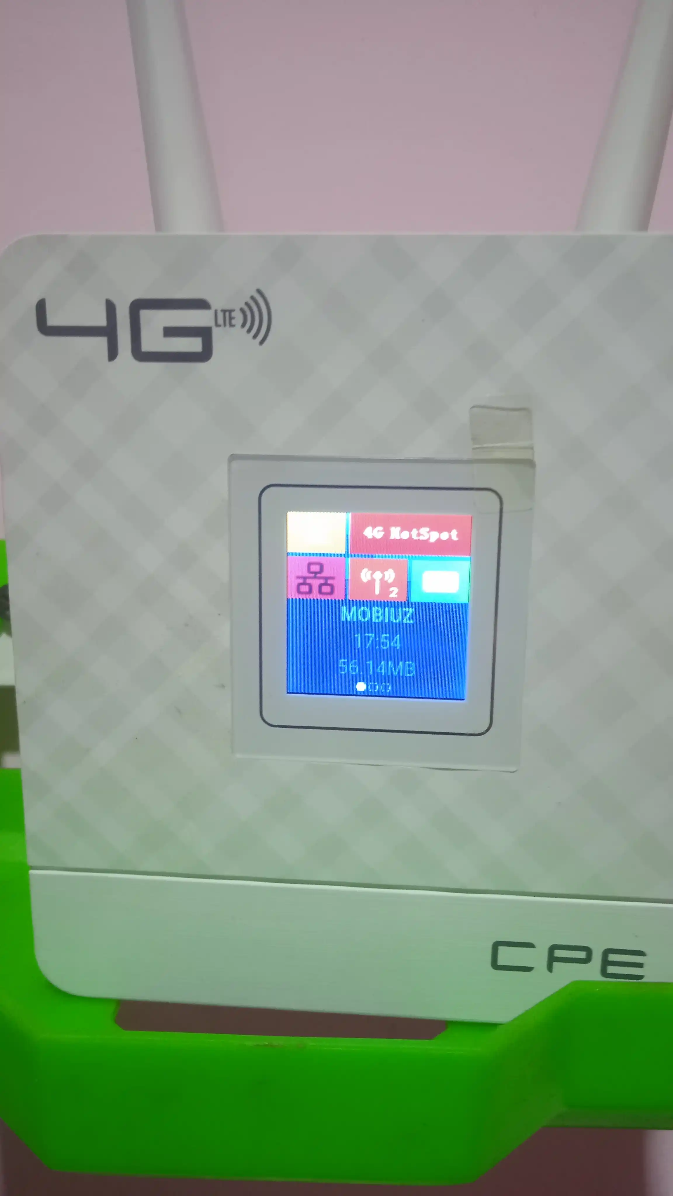 Wi-Fi роутер, модем 4G CPE-903B со слотом для SIM-карты, 4-х антенный с аккумулятором