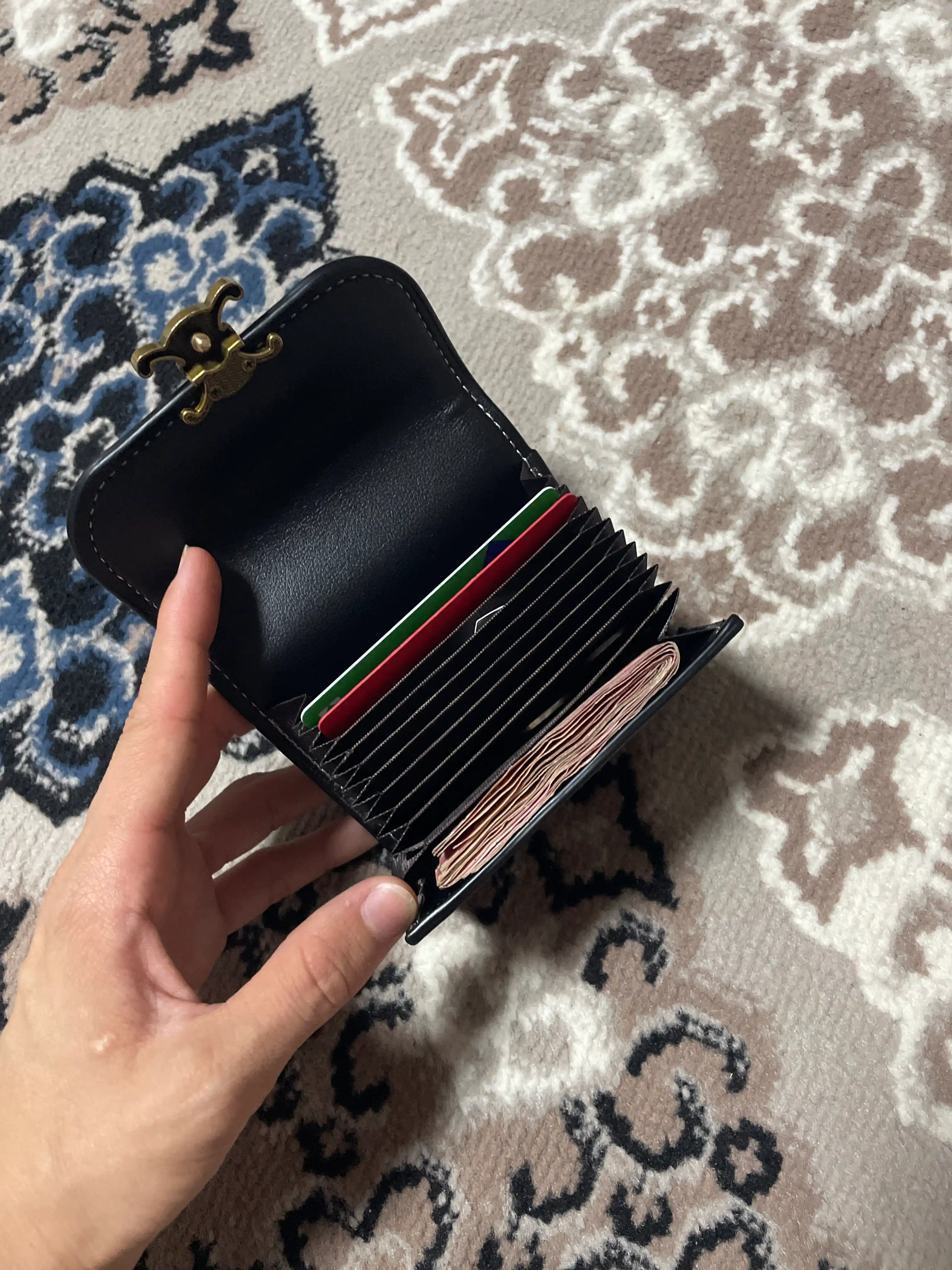 Ayollar hamyoni - Card Holder CELINE uslubida