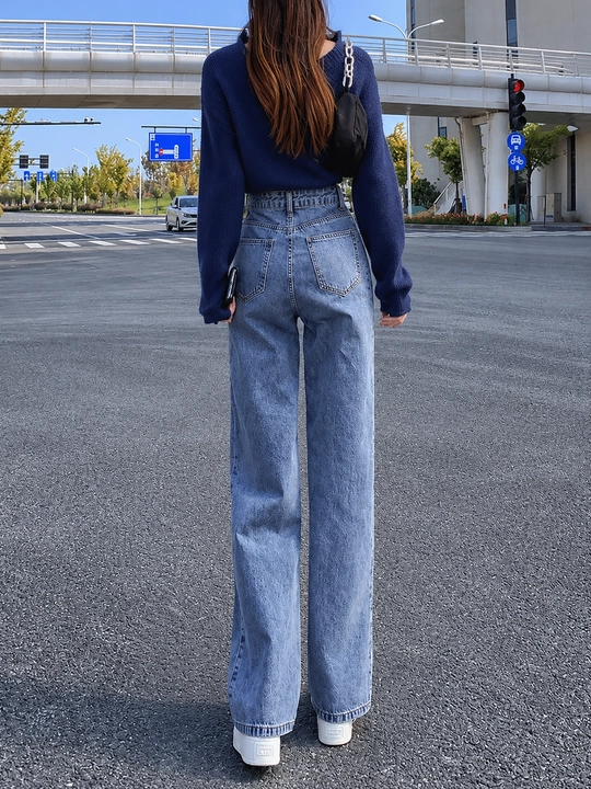 Ayollar uchun baland belli mom jinsilari— turli rangdagi denim shimlar, jinsi shimlar