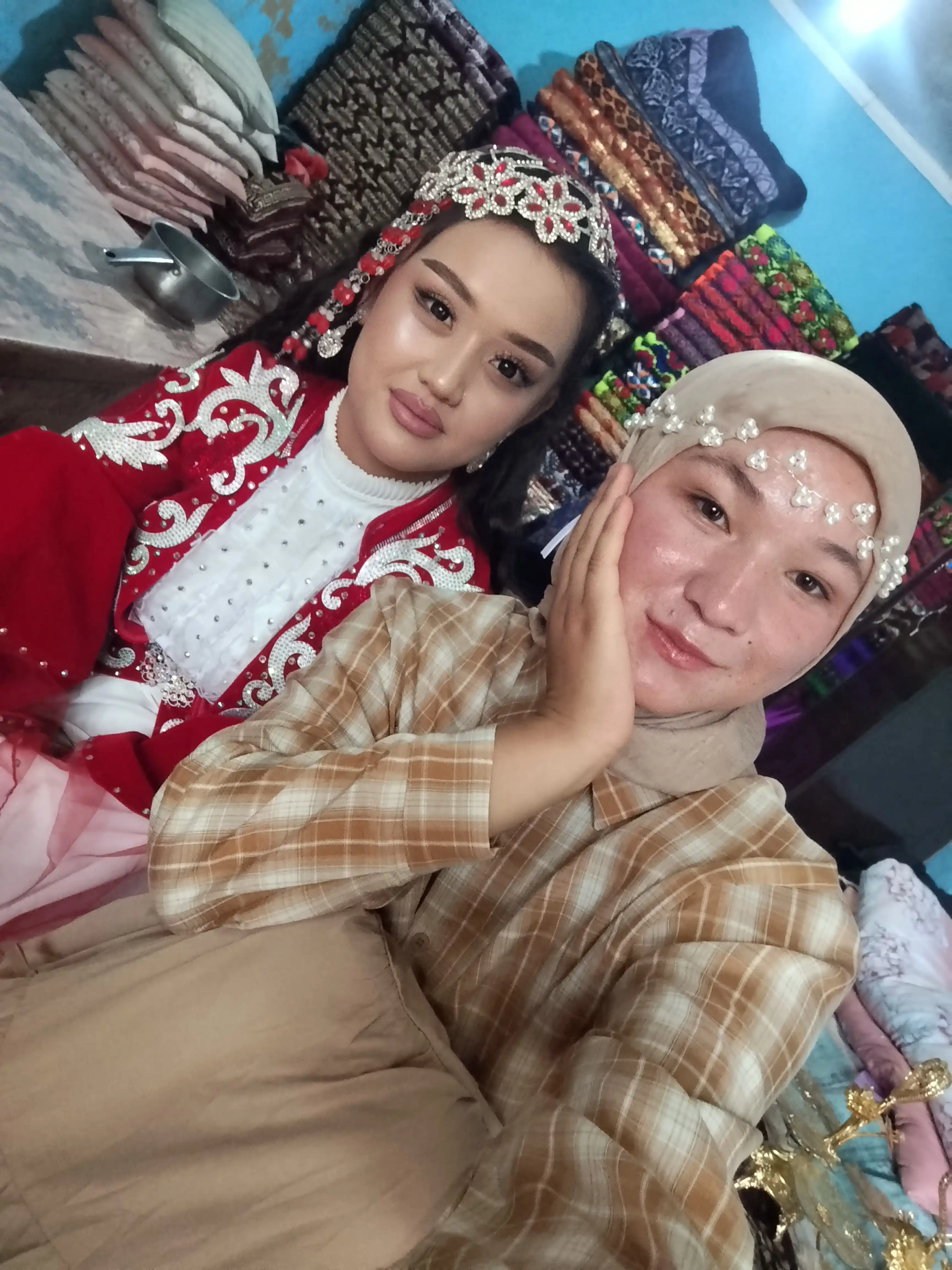 Diadema - soch uchun aksesuar, hijobli qizlar uchun diadema