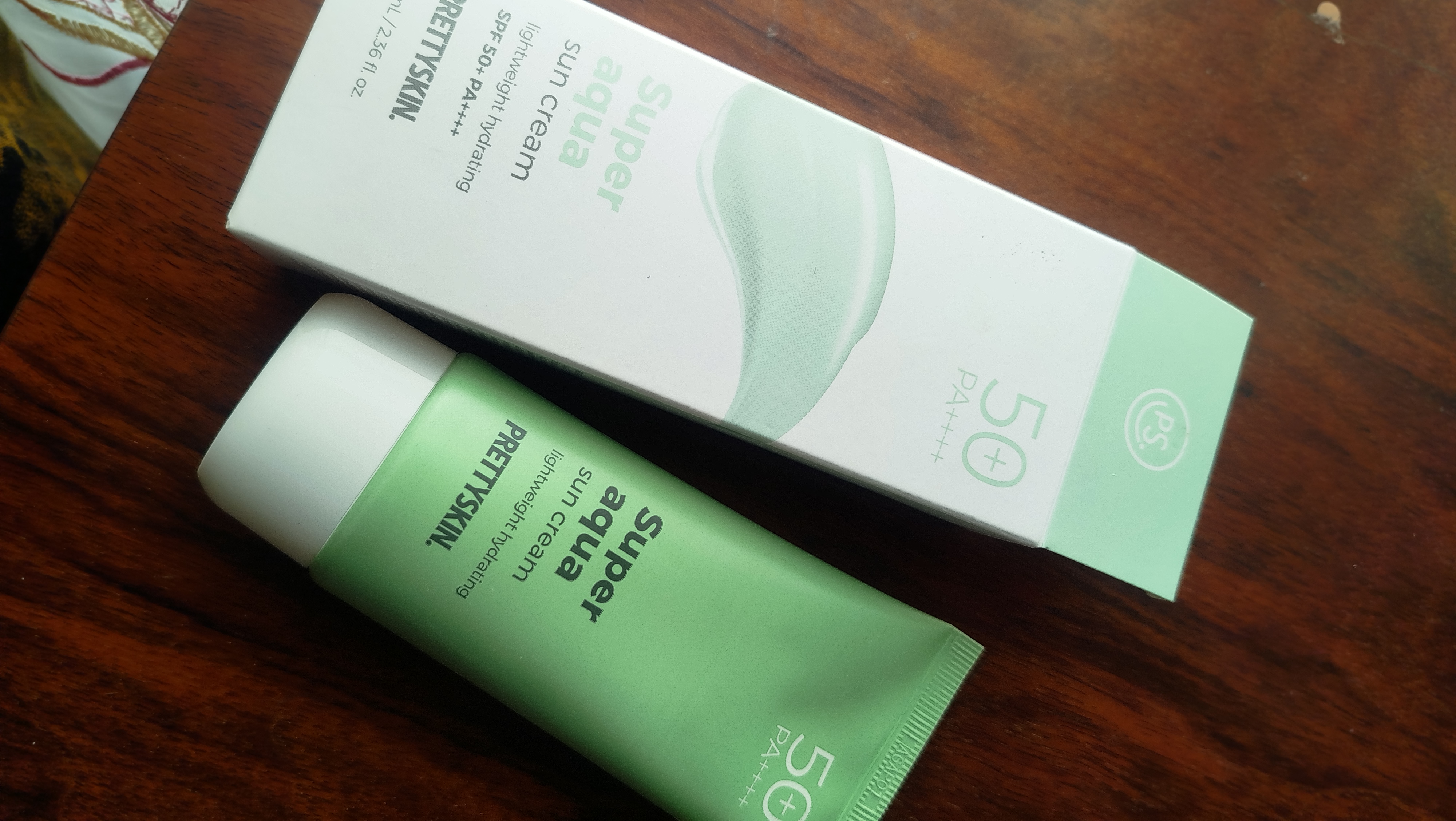 Pretty Skin Yuz uchun namlovchi, quyoshdan himoyalovchi krem SPF50+ PA++++ 4 xil, 70 ml