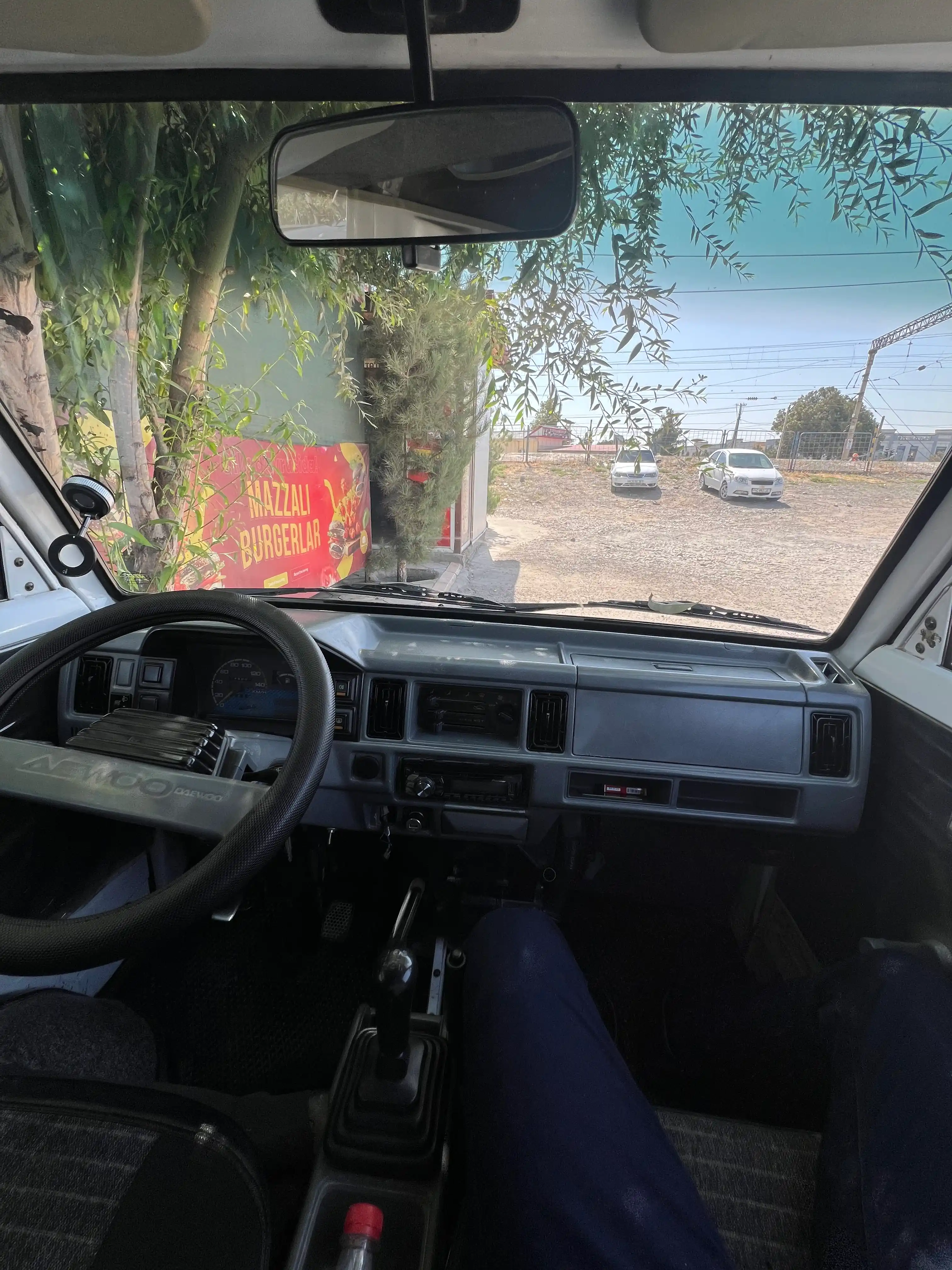Damas uchun Mercedes uslubidagi premium salon deflektori (havo chiqarish panjarasi)