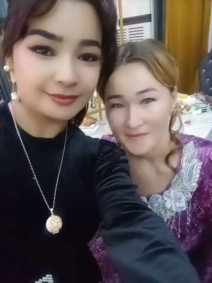 Серьги для женщин