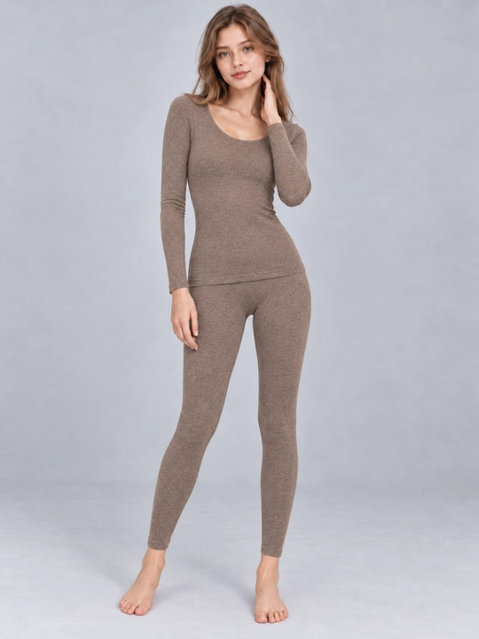 Ayollar termo ichki kiyimi to‘plami: longsliv va leggings