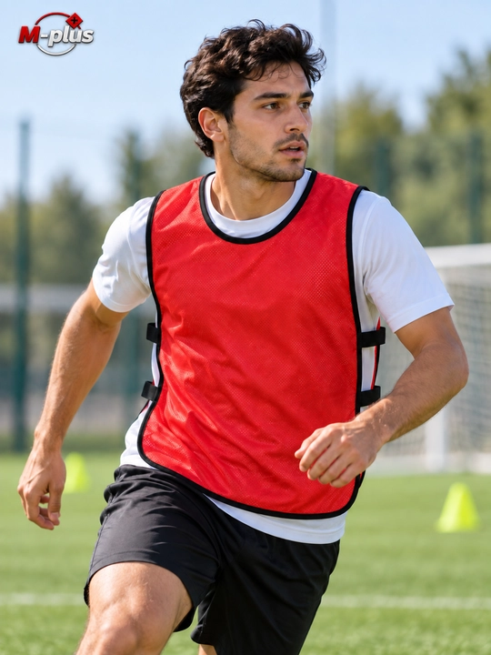 Futbol va sport mashg‘ulotlari uchun ajratuvchi jilet, manishka
