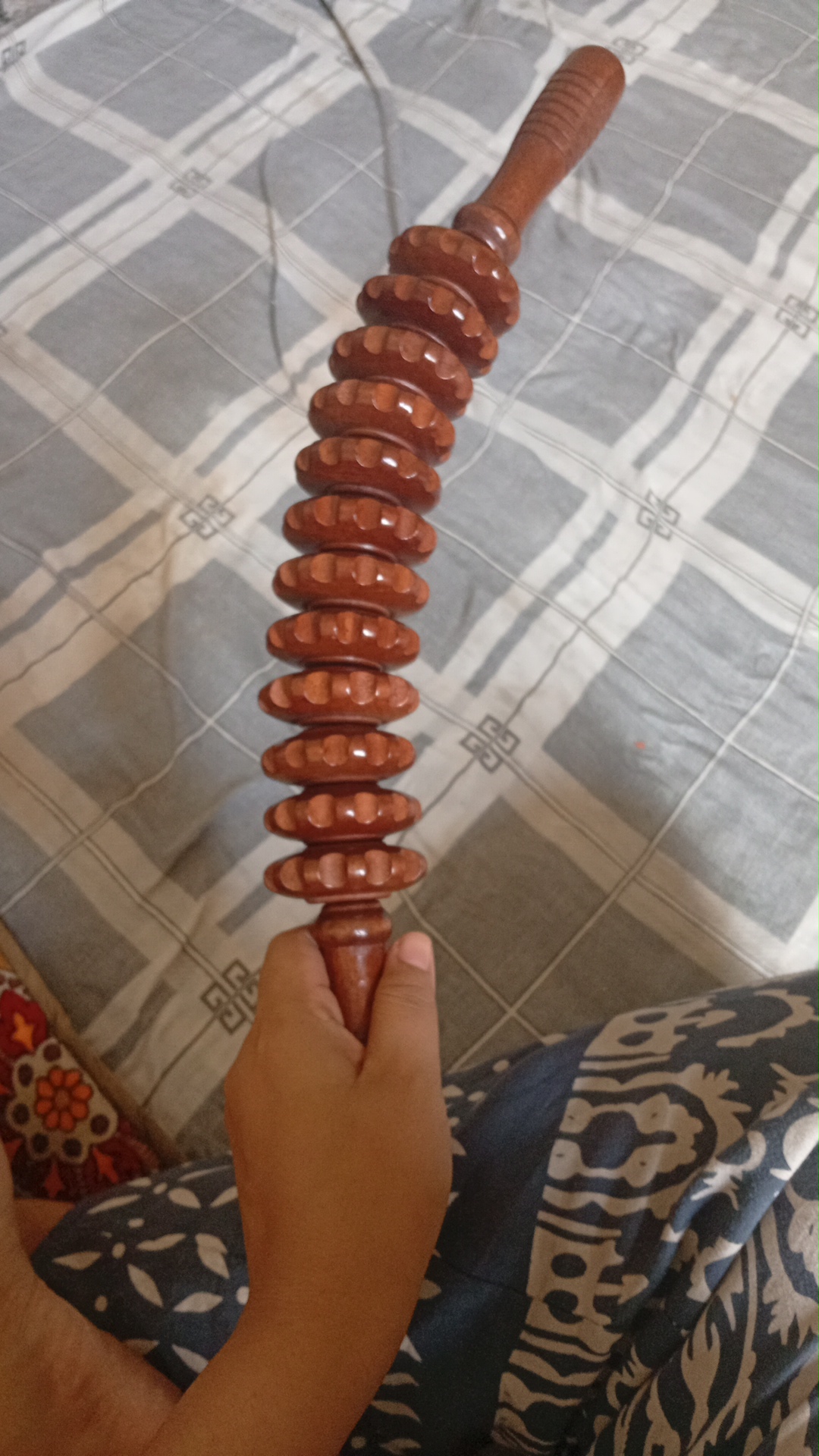 Massaj uchun yog'och rolikli massaj uskuna, tana uchun sellulitga qarshi
