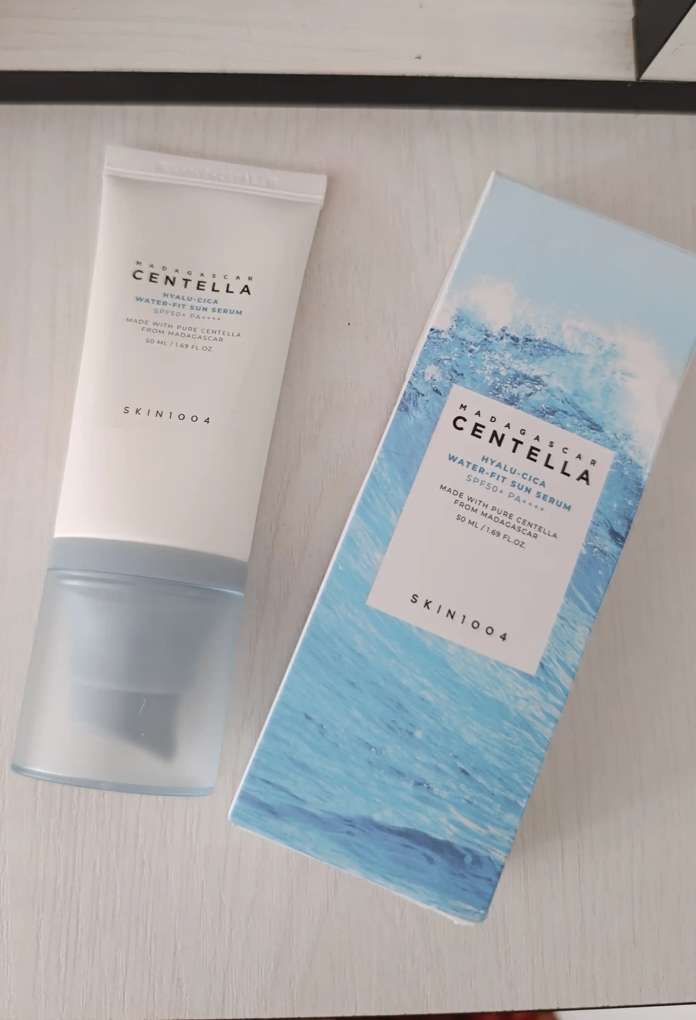 Quyoshdan krem SKIN1004 Madagascar Centella Hyalu-Cica Water-Fit SPF50/PA++++, 50 ml