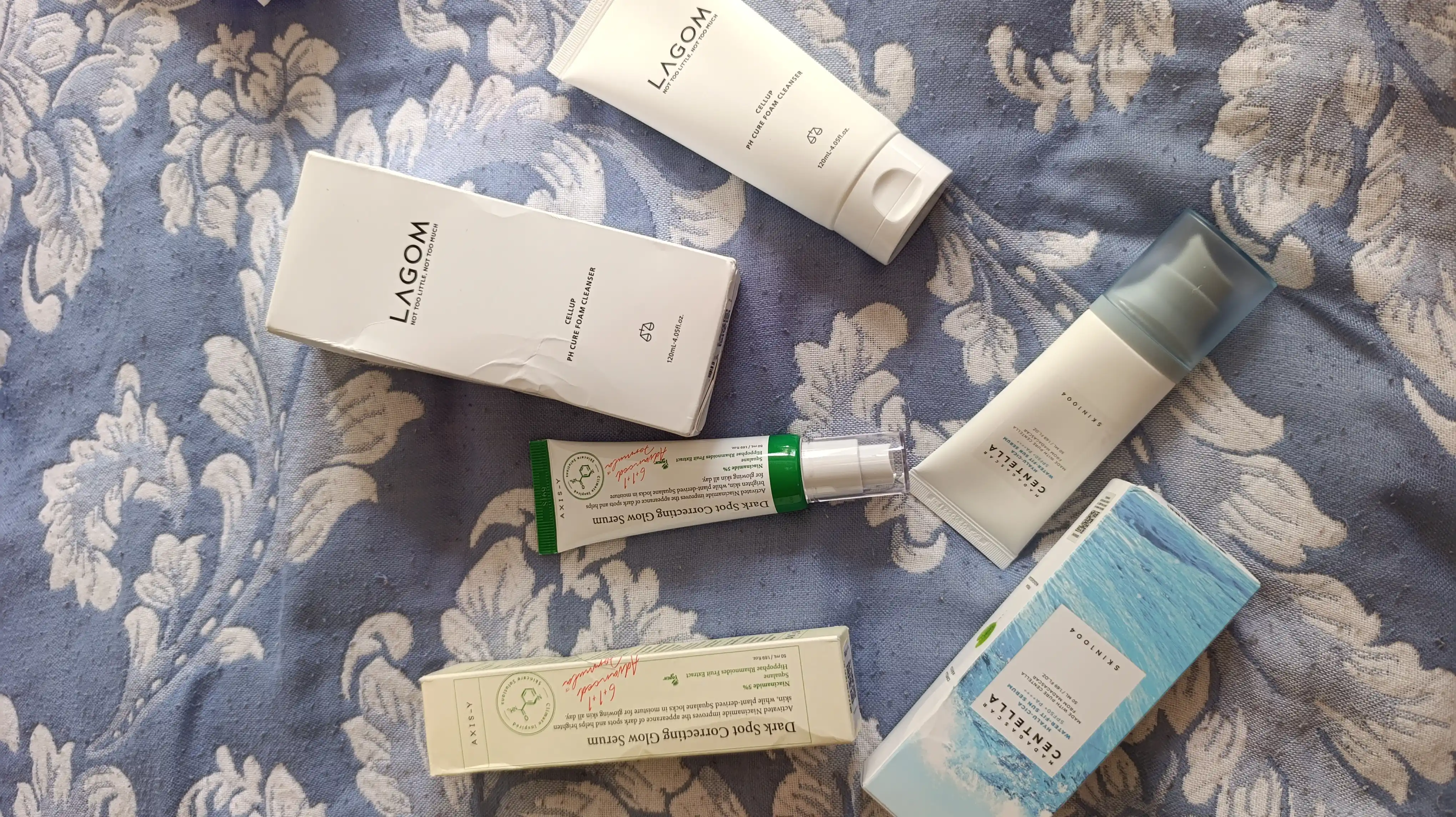 Quyoshdan krem SKIN1004 Madagascar Centella Hyalu-Cica Water-Fit SPF50/PA++++, 50 ml