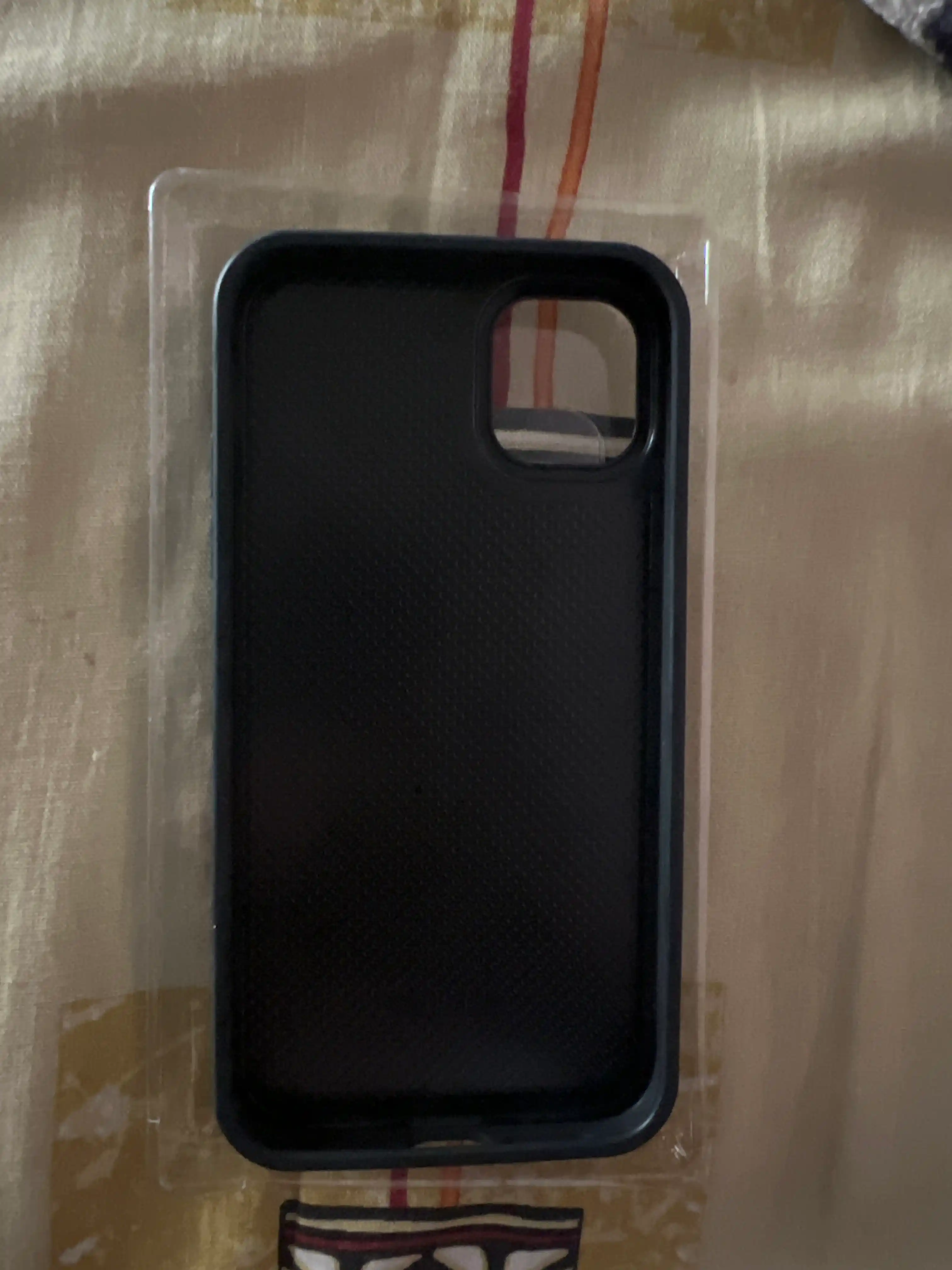 IPhone 11 uchun silikon g‘ilof
