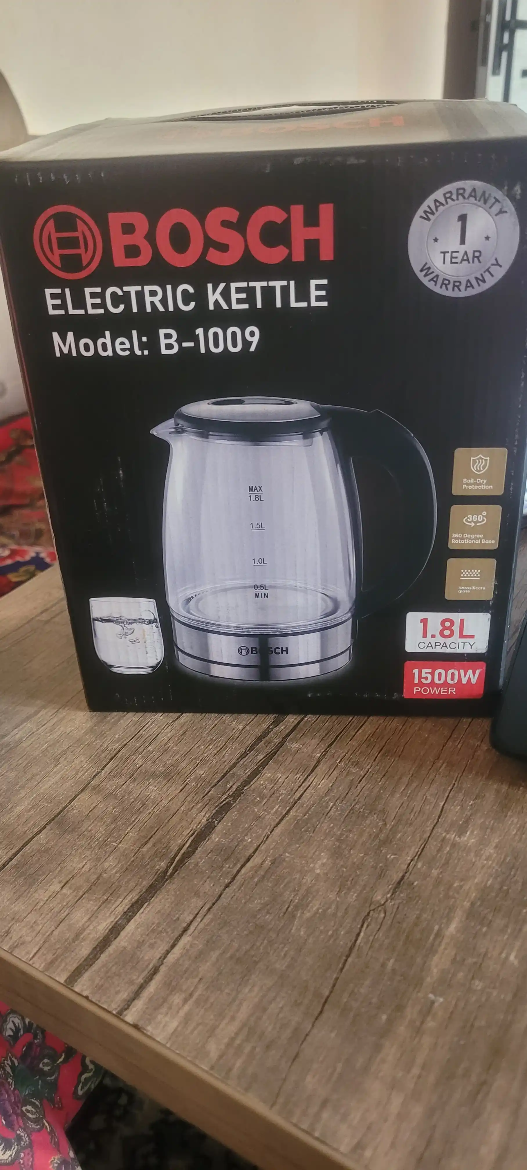 Elektr choynak BOSCH 1.8L, 1500W quvvatli, LED yoritgichli zamonaviy choynak