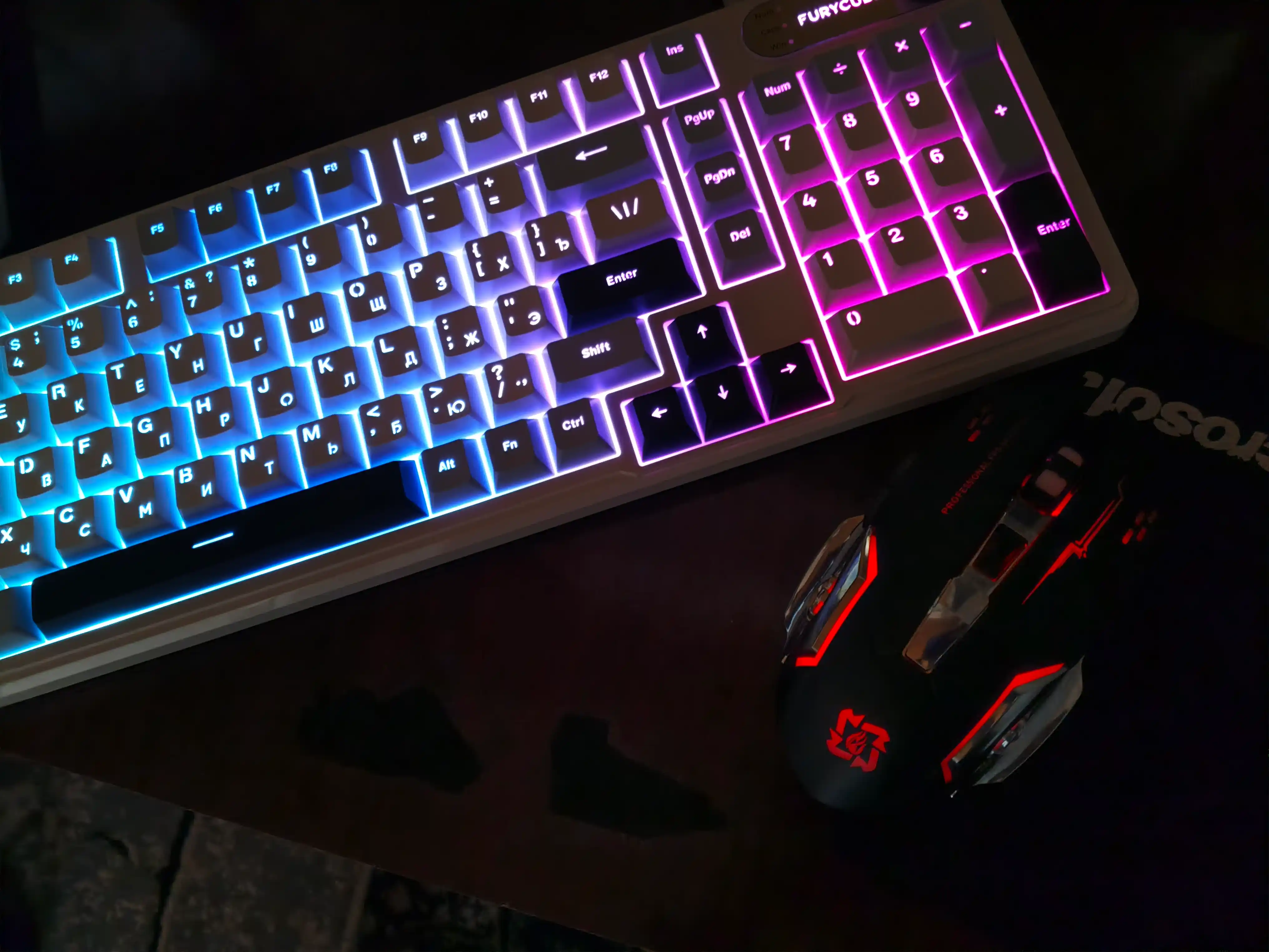 Игровая клавиатура Furycube с RGB подсветкой для геймеров (механическая / мембранная)